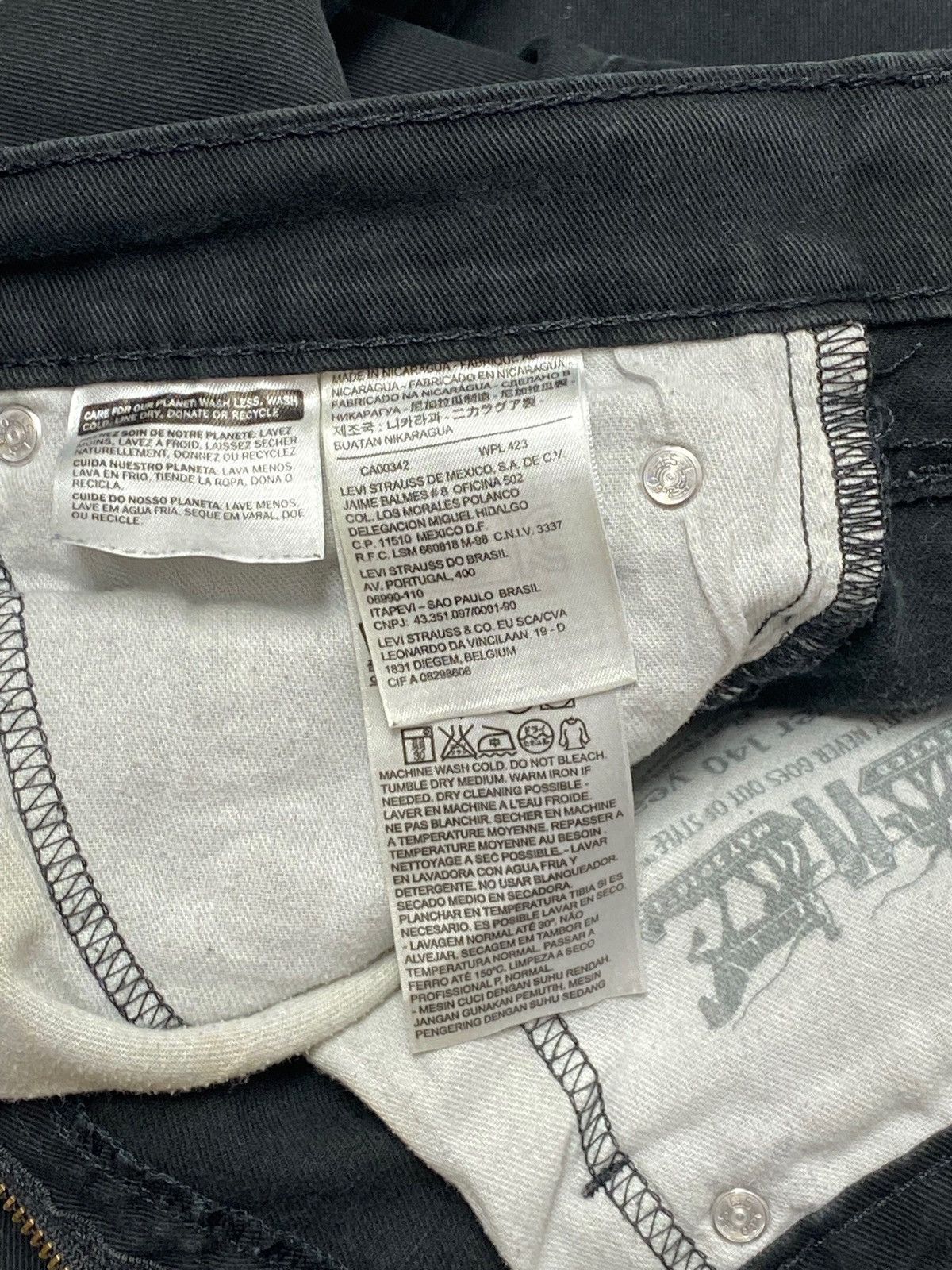 Jean Vintage LEVIS Black Jeans Red Tab 510 W32 L32 Size US 32 / EU 48 - 7 Thumbnail