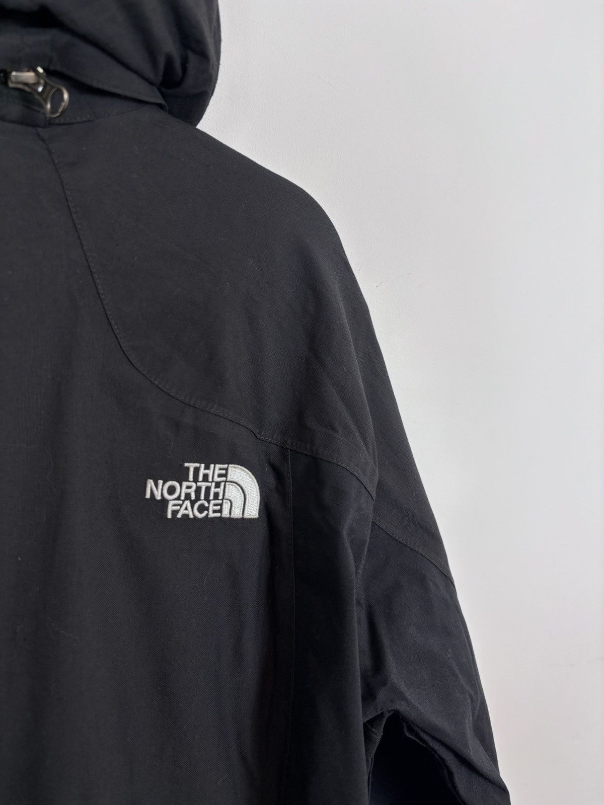 The North Face The North Face HyVent Women’s Black Hooded Outdoor Jacket Size L / US 10 / IT 46 - 23 Thumbnail