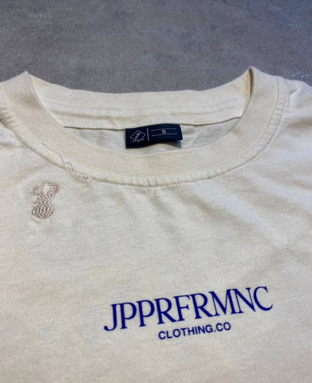 Vintage JP Performance This Little Bunny Runs Unisex Tee Size US S / EU 44-46 / 1 - 6 Thumbnail