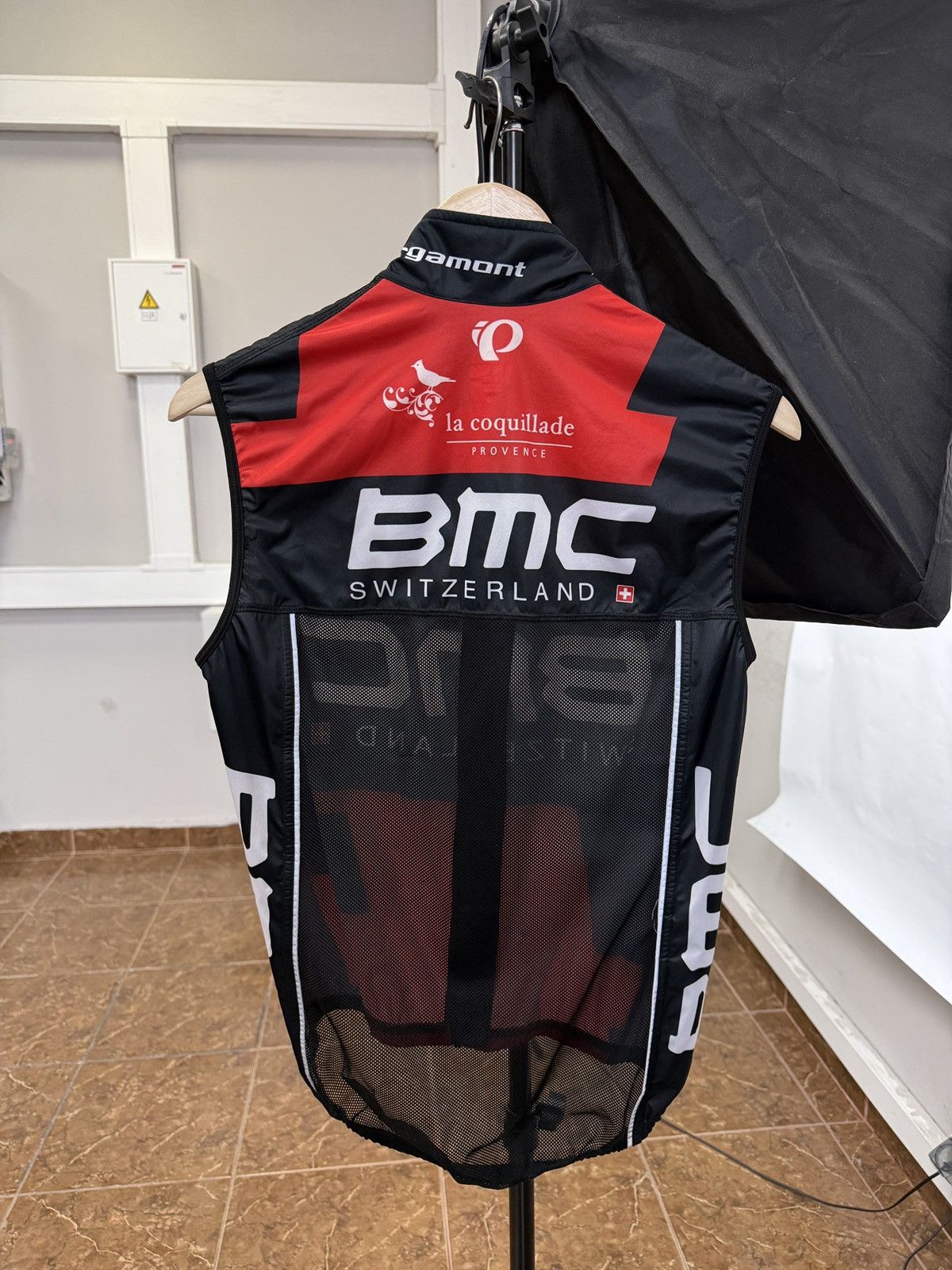 Motorola 🇨🇭 Pearl Izumi Switzerland BMC Bergamont Cycling Jersey Size US S / EU 44-46 / 1 - 2 Thumbnail