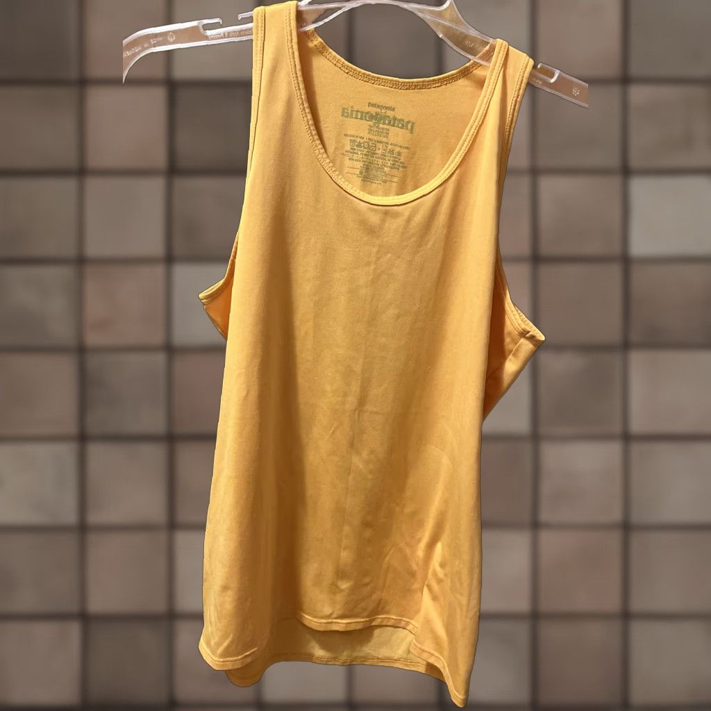 Patagonia Patagonia Womens Small Activewear Light Orange Tank Top Size S / US 4 / IT 40 - 1 Thumbnail