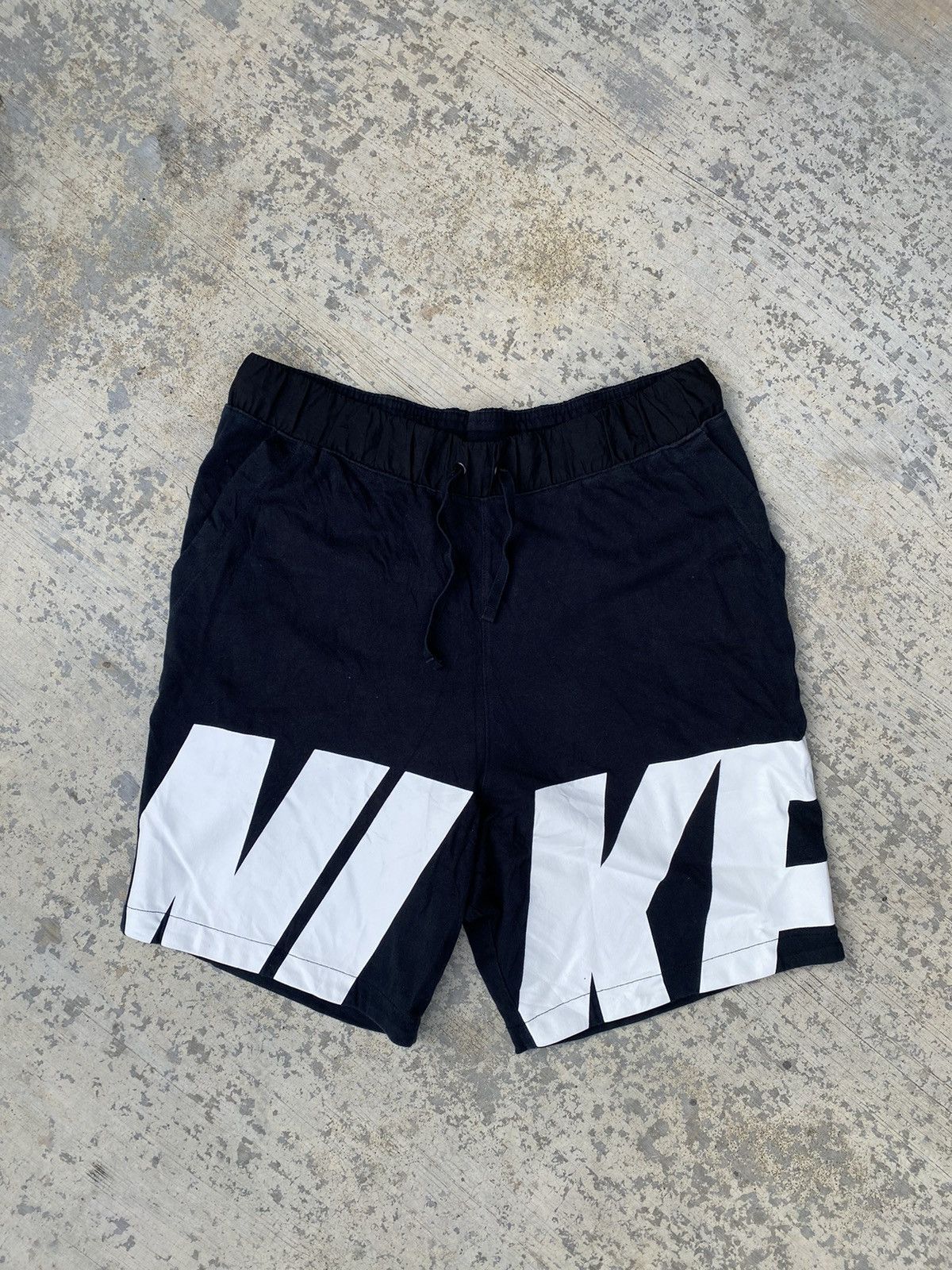 *SOLD*Vintage high quality custom nike shorts