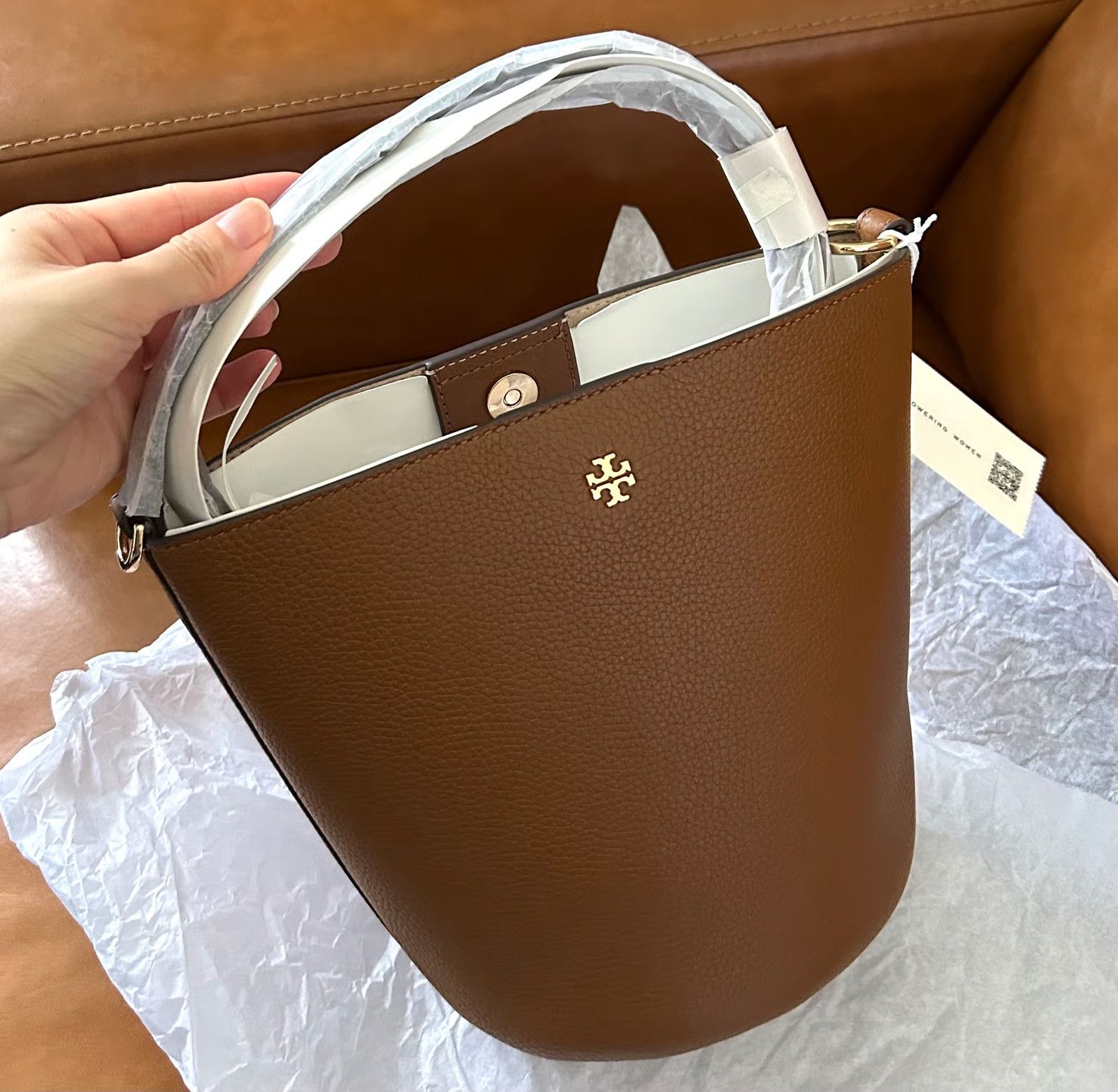 Tory Burch o1srvl11e0126 Size: OS / Blake Crossbody Bucket Bag in Brown Size ONE SIZE - 3 Thumbnail