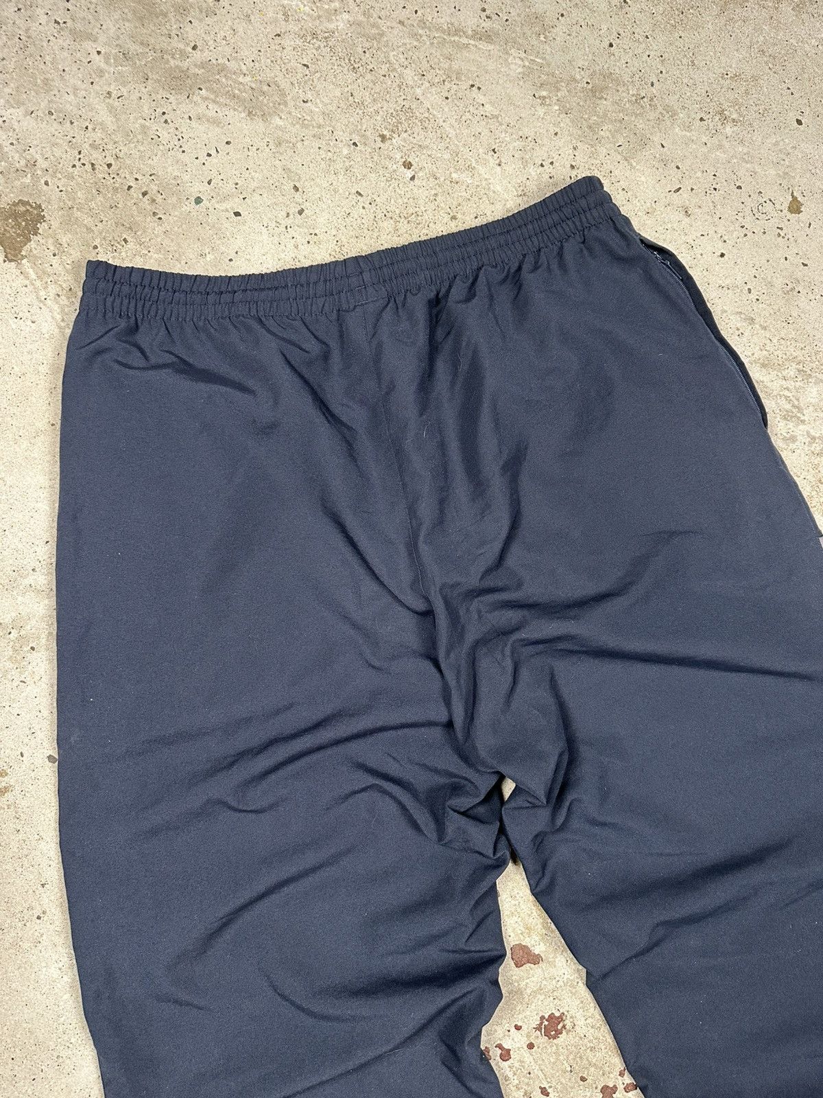 Adidas Vintage Y2K Adidas Baggy Navy Track Pants Loose rare Size US 34 / EU 50 - 14 Thumbnail
