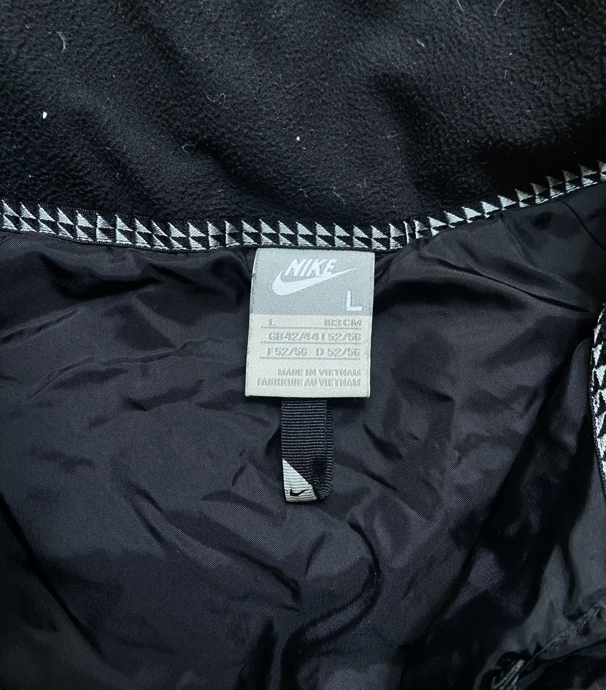 Nike Nike Black Puffer Vest Vintage Sweetwear Size 54L - 3 Thumbnail