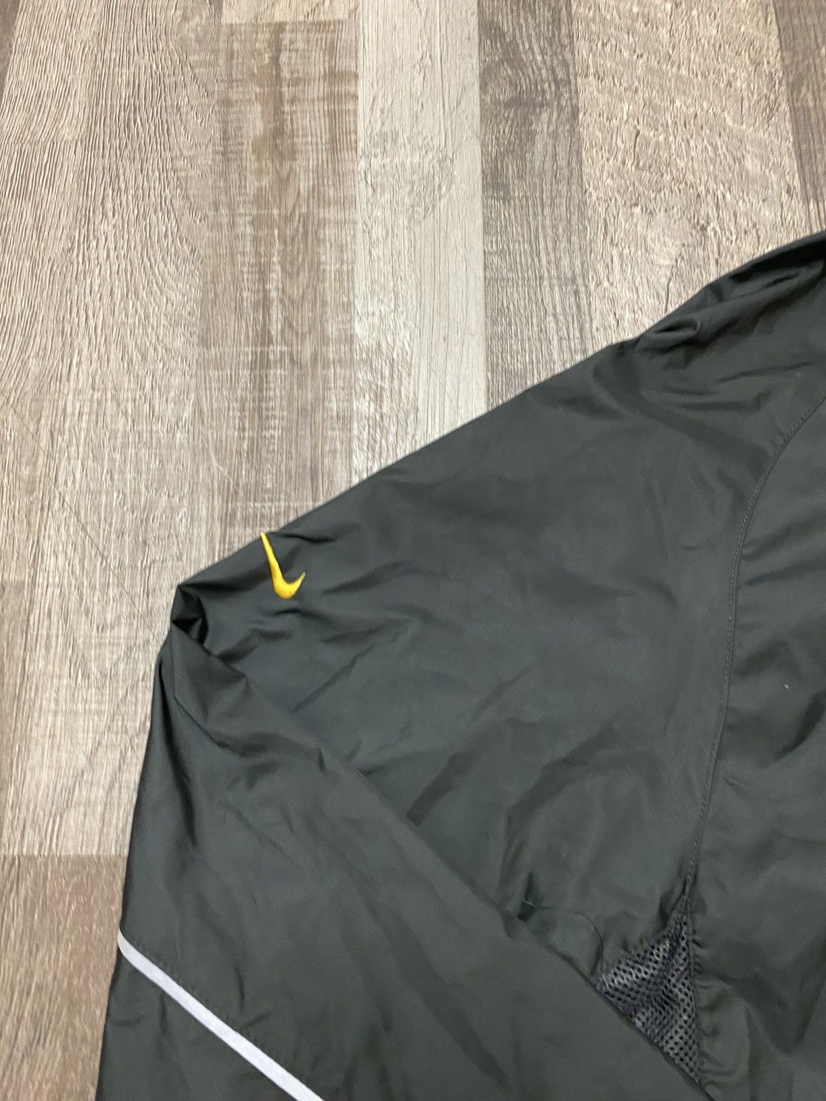 Nike Vintage Nike Storm Wind Breaker Zip Up Jacket Y2K Silver Tag Size US XL / EU 56 / 4 - 3 Thumbnail