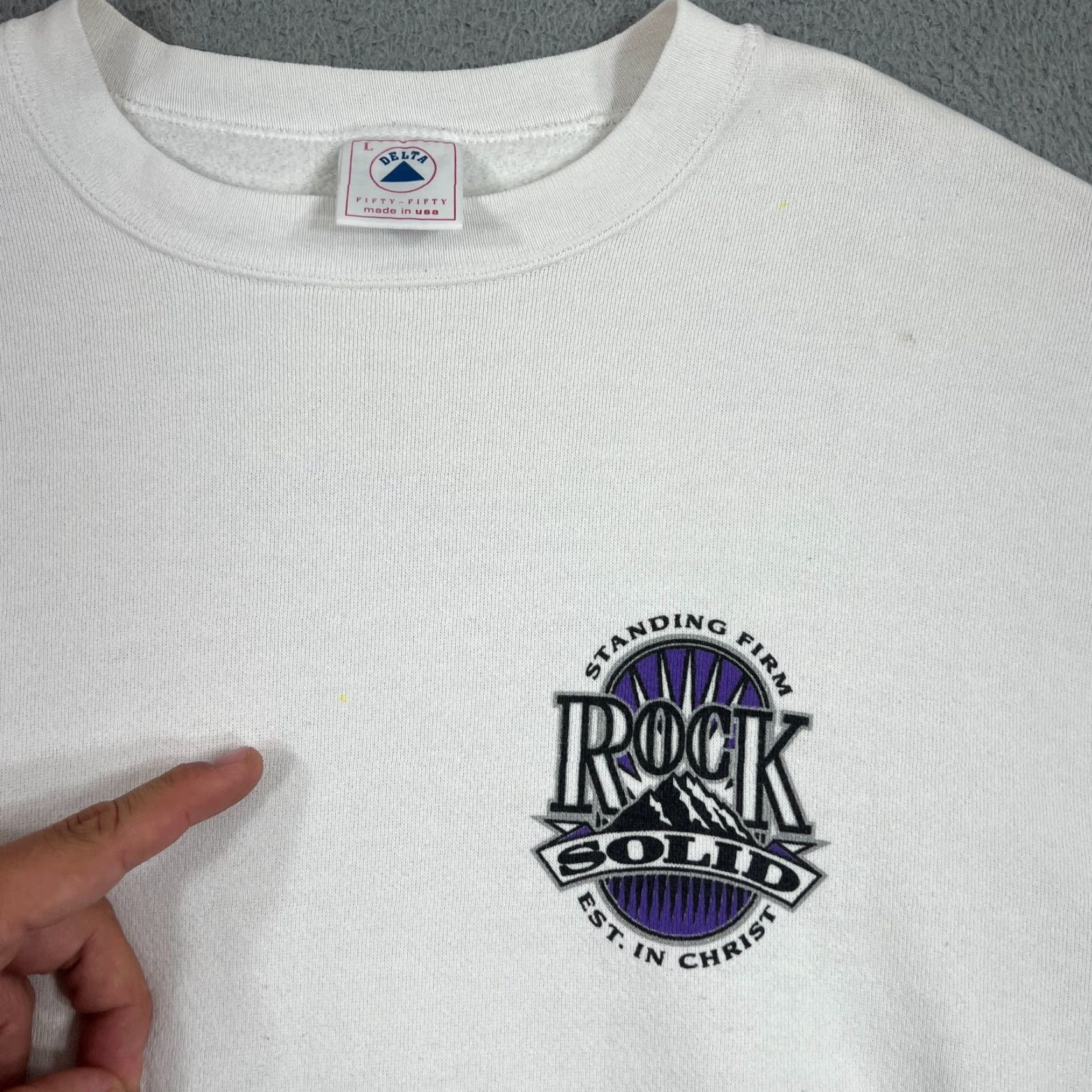 Delta VINTAGE Delta Religious Sweatshirt Large Men 90s Jesus Christian Graphic Print White Fleece Size US L / EU 52-54 / 3 - 5 Thumbnail