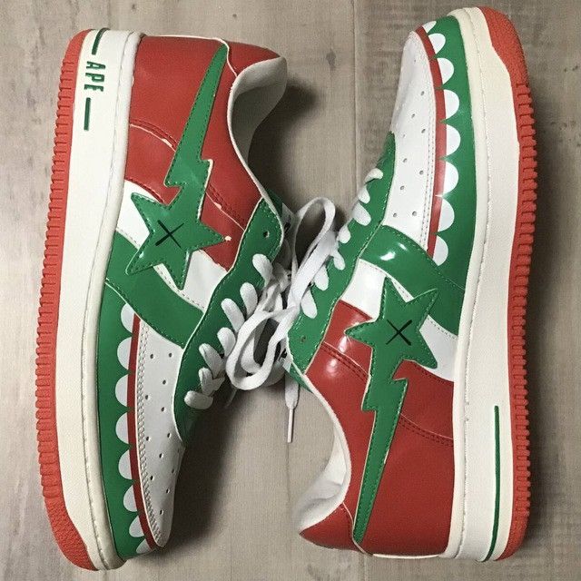 Bape × Kaws × Nigo KAWS CHOMPERS BAPE STA Patent Leather Sneakers APE NIGO Size US 9.5 / EU 42-43 - 2 Thumbnail