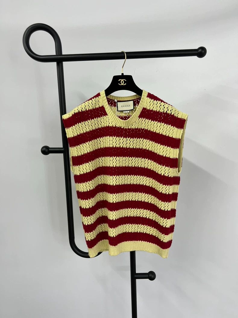 Gucci Gucci Red White Stripe Wool Knit Vest - dmc Size US M / EU 48-50 / 2 - 1 Thumbnail