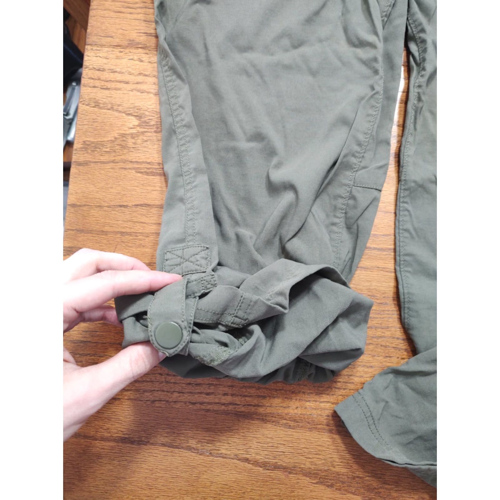 Vintage Duluth Trading Pants Women 18x31 DuluthFlex Roll Up Cargo Stretch Green Nylon Size 40" / US 18 - 3 Thumbnail