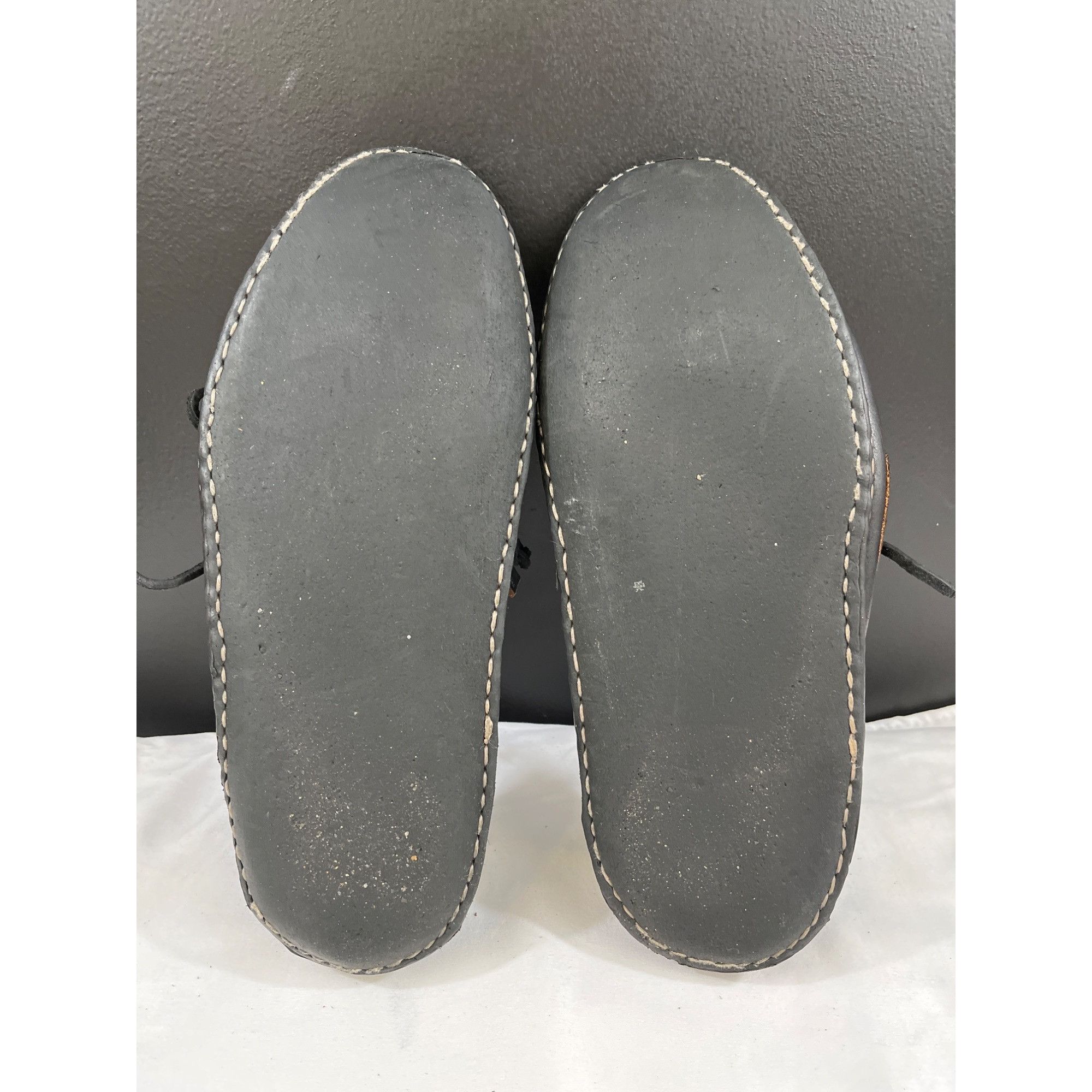 Ugg Ugg Australia Men's Black Leather Slippers Size 11 SKU 6212 Size US 11 / EU 44 - 7 Thumbnail