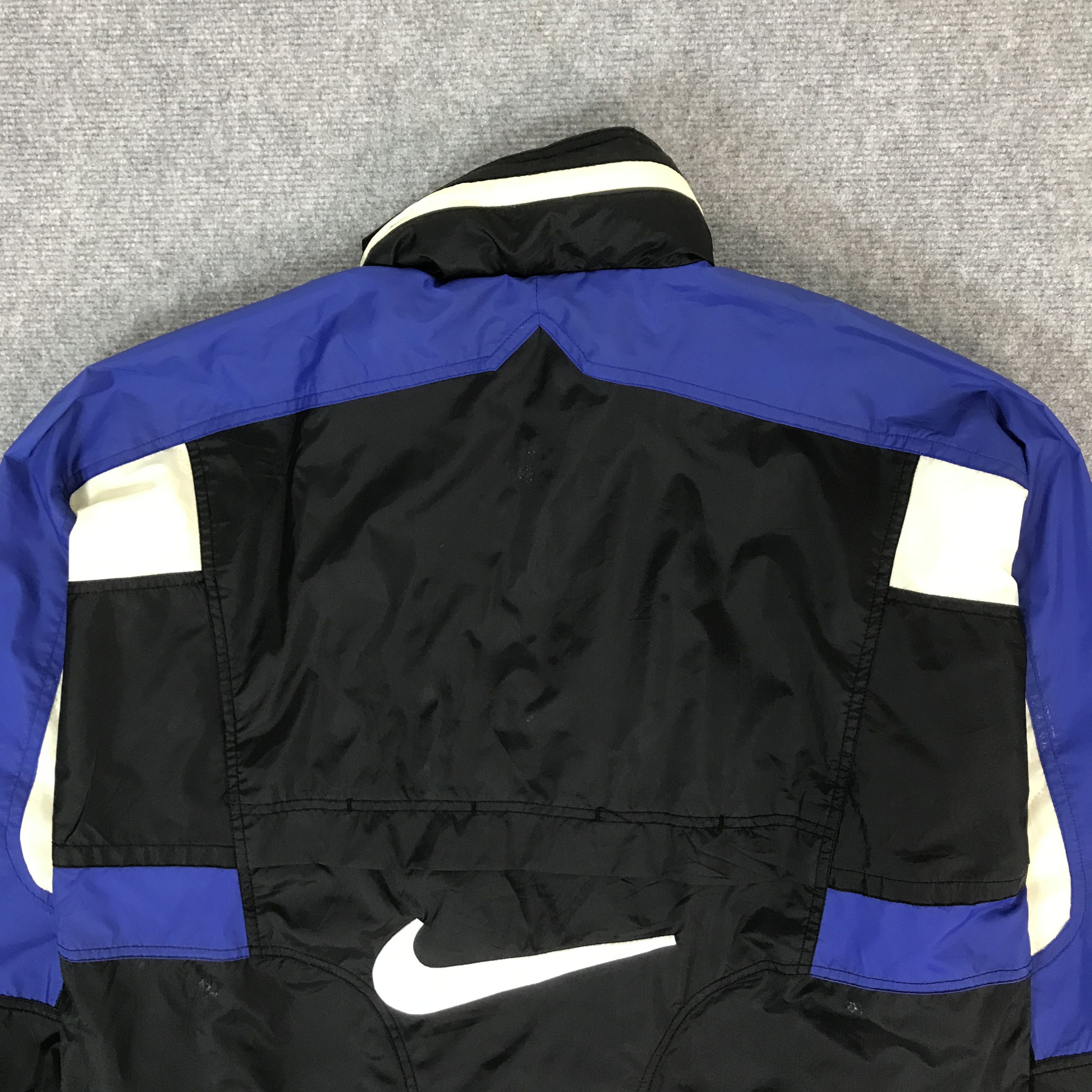 Nike VINATGE 90s NIKE LIGHT JACKET Size US S / EU 44-46 / 1 - 4 Thumbnail
