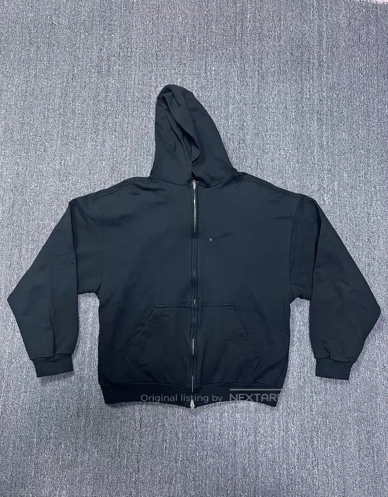 Balenciaga Balenciaga Solid Color Sticker Zip-Up Hooded Sweatshirt Ja Size US S / EU 44-46 / 1 - 1 Thumbnail