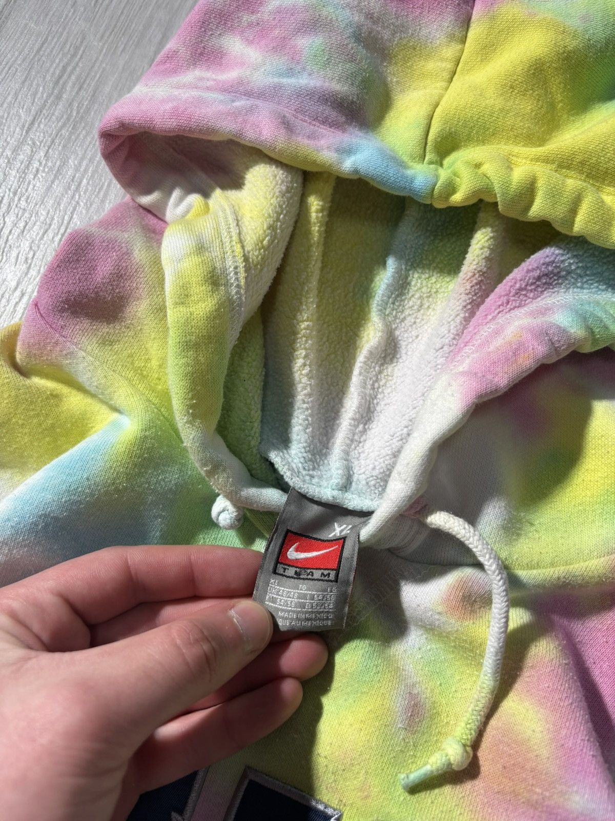 Nike Vintage 90’s Nike Oversized Baggy Hoodie Center Swoosh Logo Size US XL / EU 56 / 4 - 5 Thumbnail