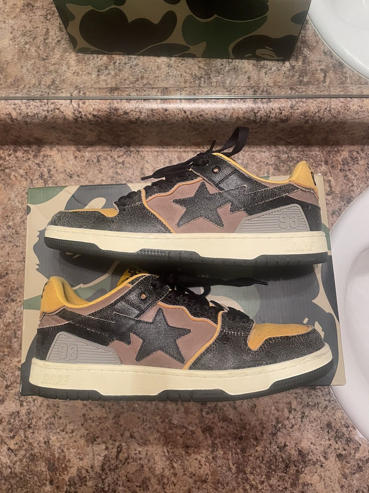 Bape Bape Sk8 sta Size US 9.5 / EU 42-43 - 1 Thumbnail