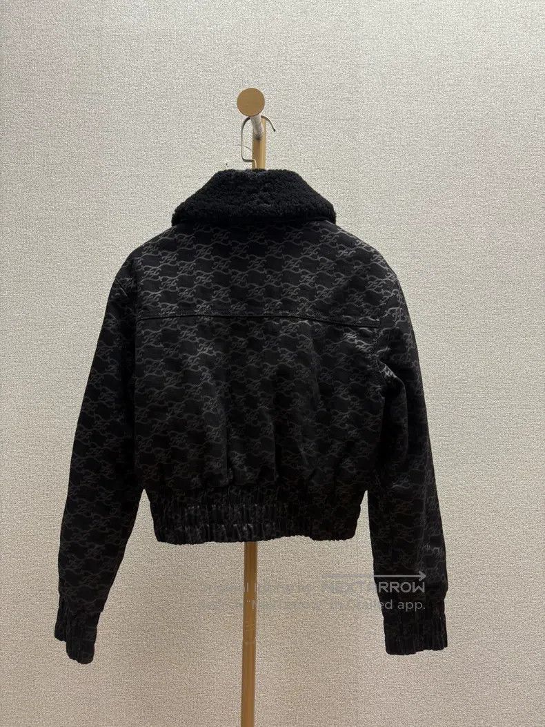Fendi Fendi Logo Print Jacket Short Jacket Size XXS / US 00 / IT 34 - 2 Thumbnail