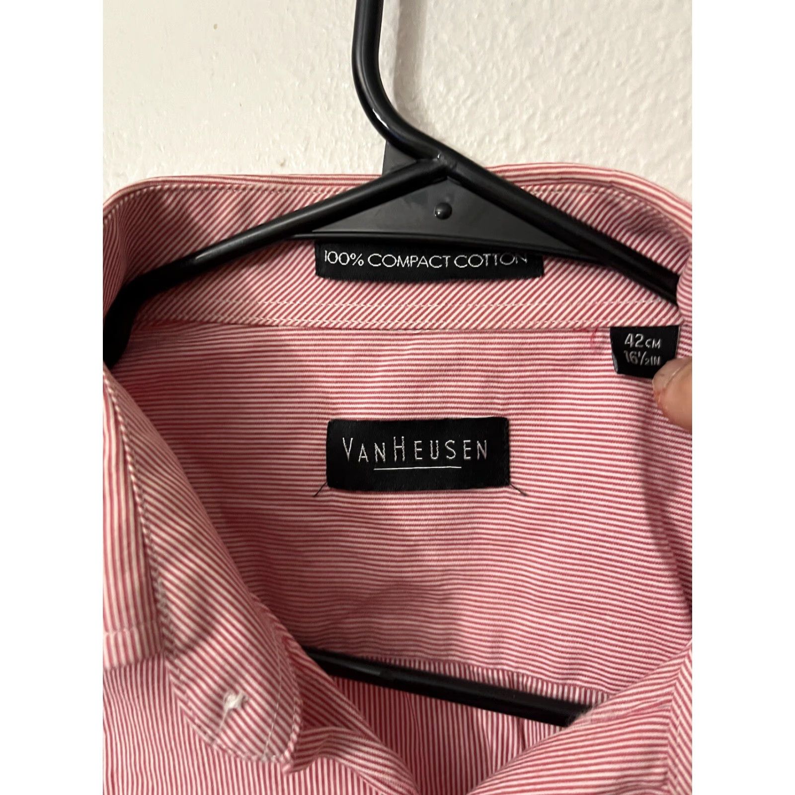 Van Heusen Van Heusen Red Striped Short Sleeve Button-Up Shirt 16.5 Compact Cotton Men's Regular Fit Size 16.5 Size US L / EU 52-54 / 3 - 2 Thumbnail