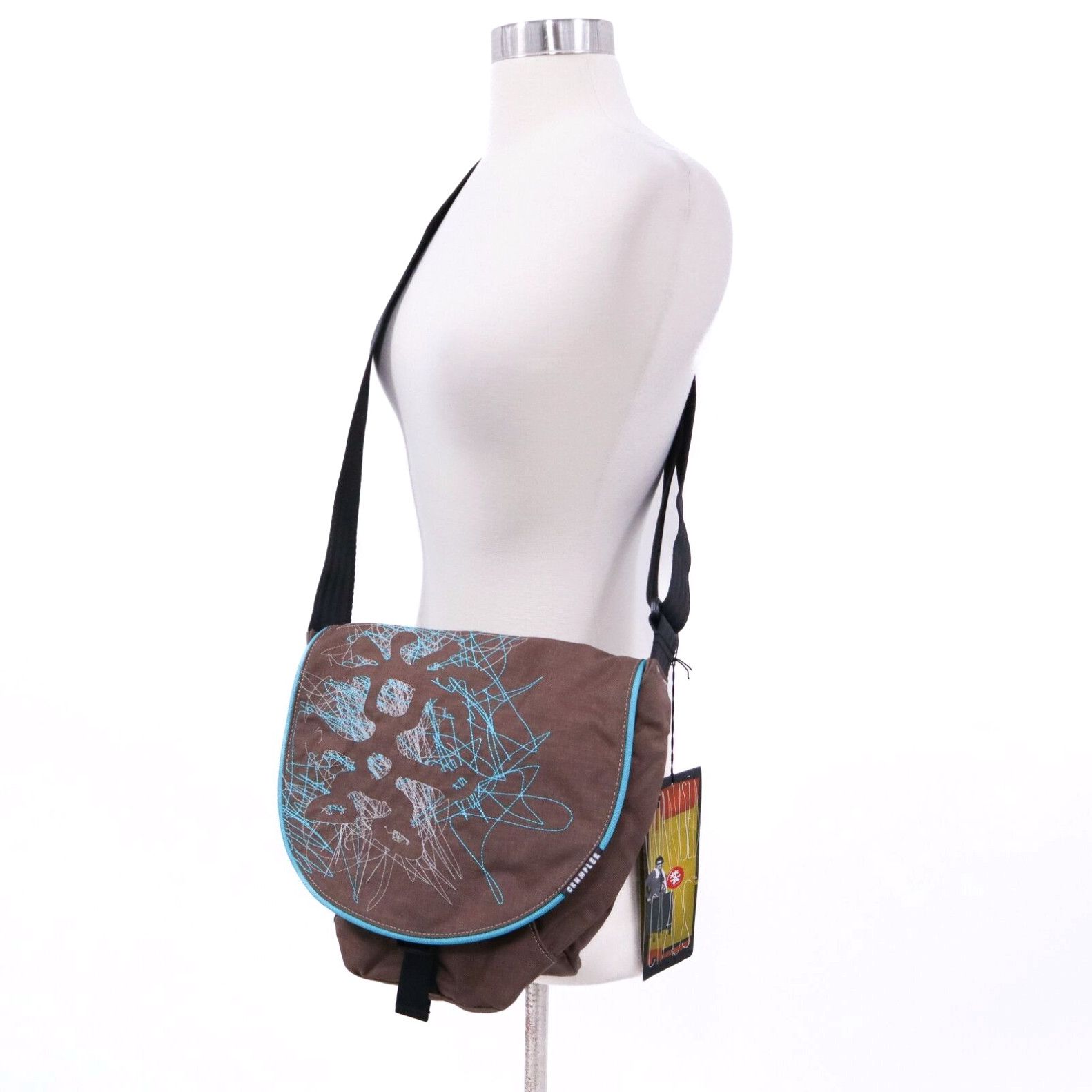 image of Crumpler Messenger Bag The Weekend Ritz New Crossbody Brown Logo Limited Edition in White, Women's