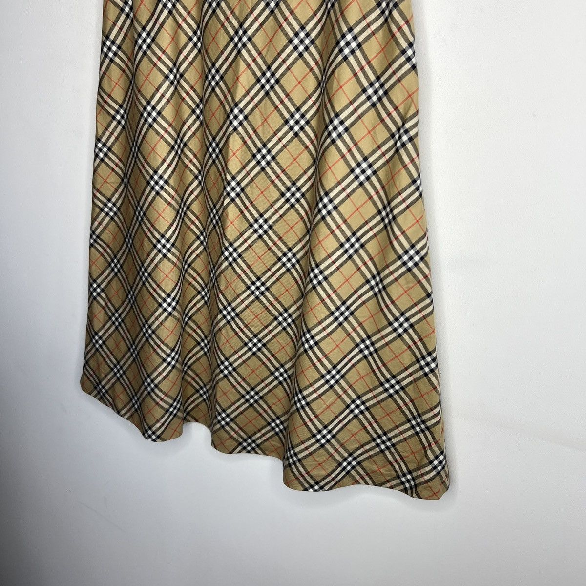 Burberry Burberry Mini Skirt Nova Check NEVER WORN Size 32" / US 10 / IT 46 - 2 Thumbnail