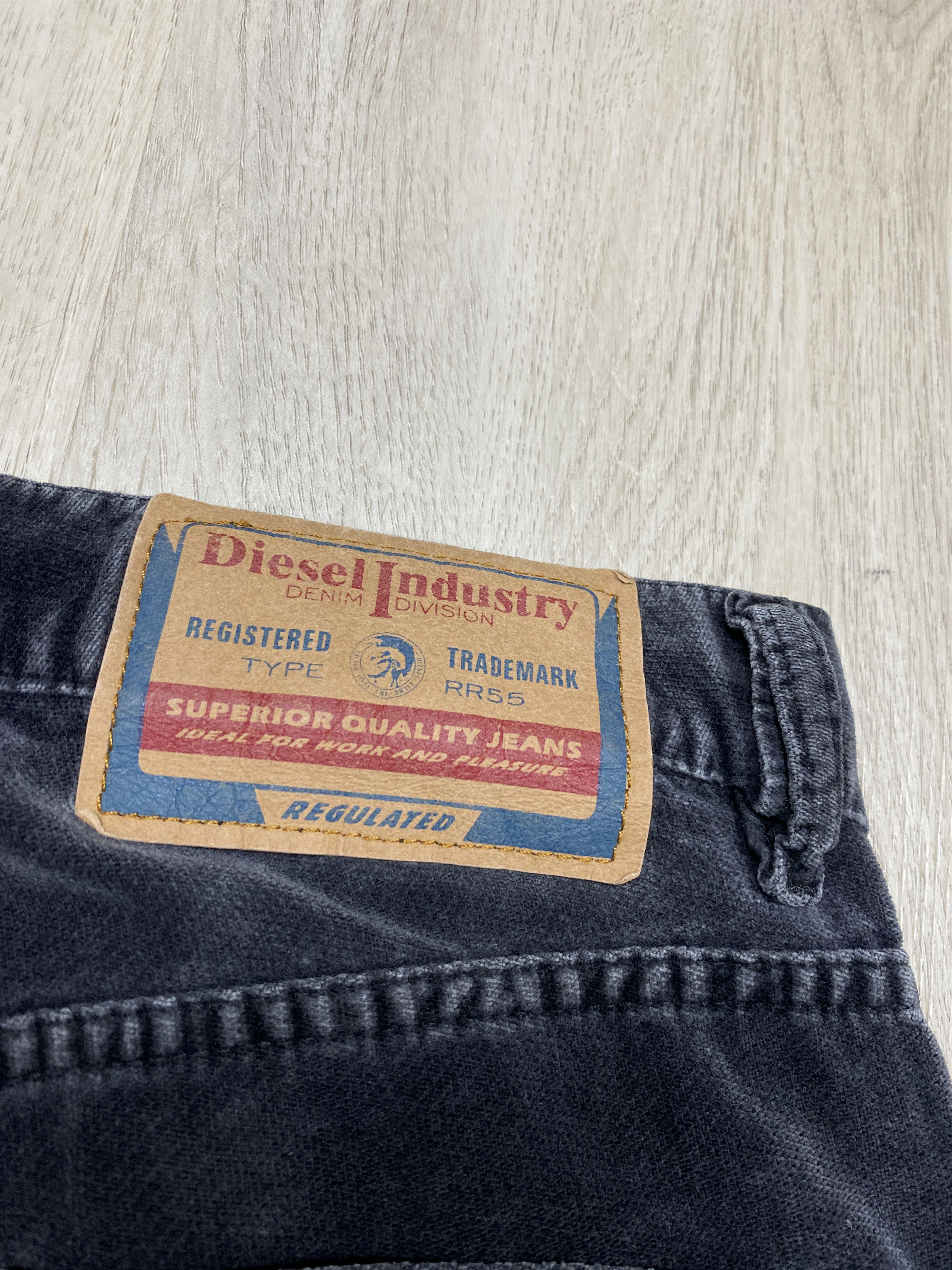 Diesel Diesel Vintage Mens Velor Pants Size US 28 / EU 44 - 10 Thumbnail