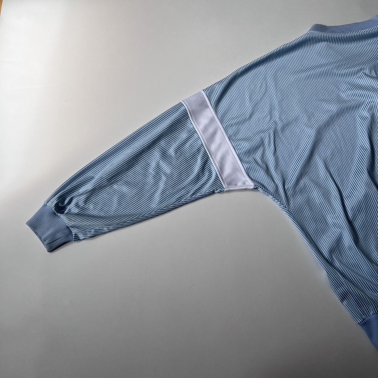 Lacoste Lacoste vintage stripped lightweight bomber Size US L / EU 52-54 / 3 - 11 Thumbnail