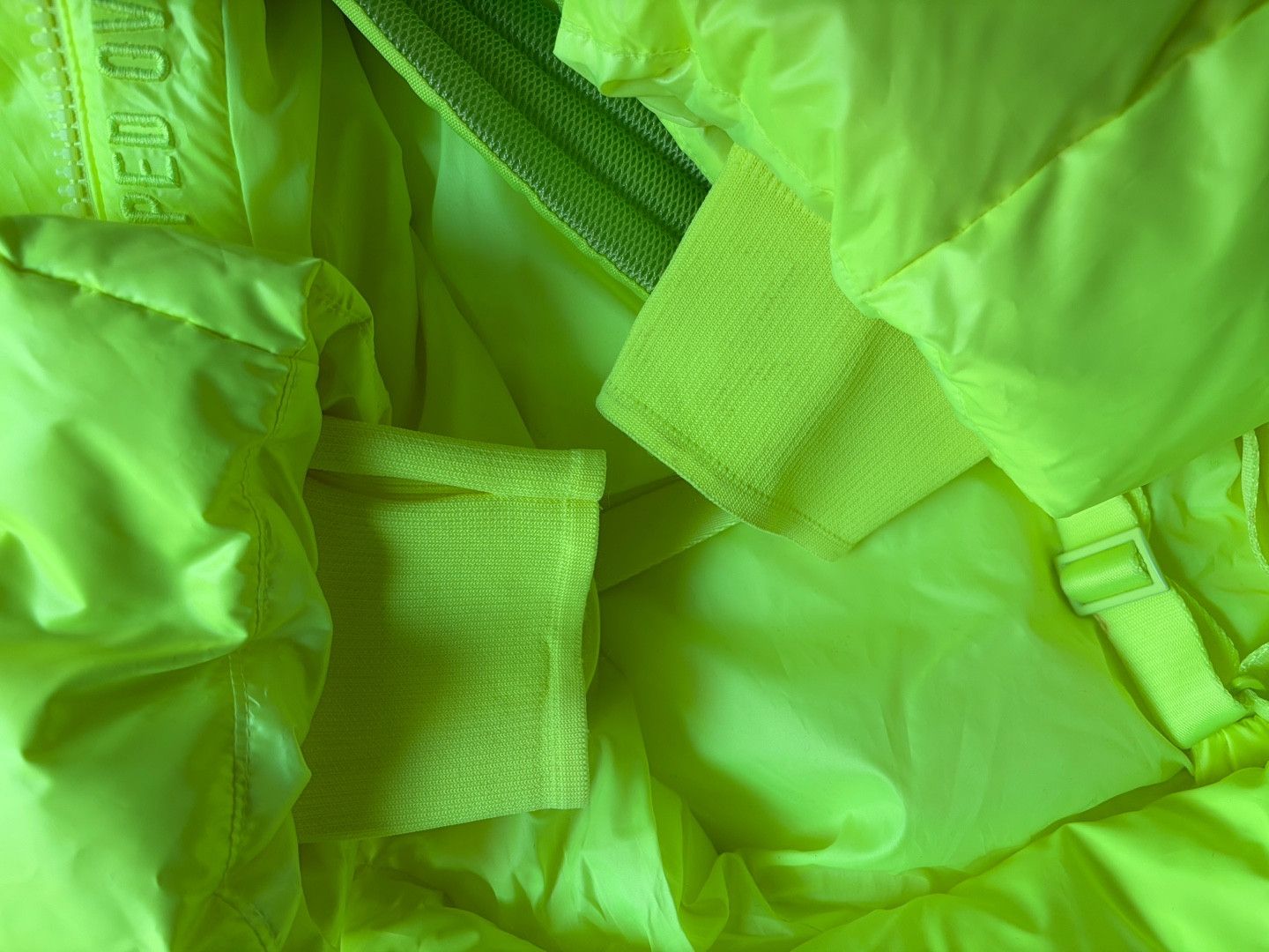 Juun.J JUUN.J Womens Oversized Puffer Down Jacket RARE neon yellow Size XS / US 0-2 / IT 36-38 - 8 Thumbnail