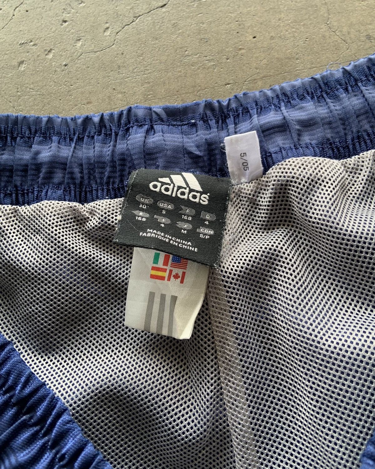 Adidas × Vintage 1990s Adidas Track Pants Size US 30 / EU 46 - 4 Thumbnail