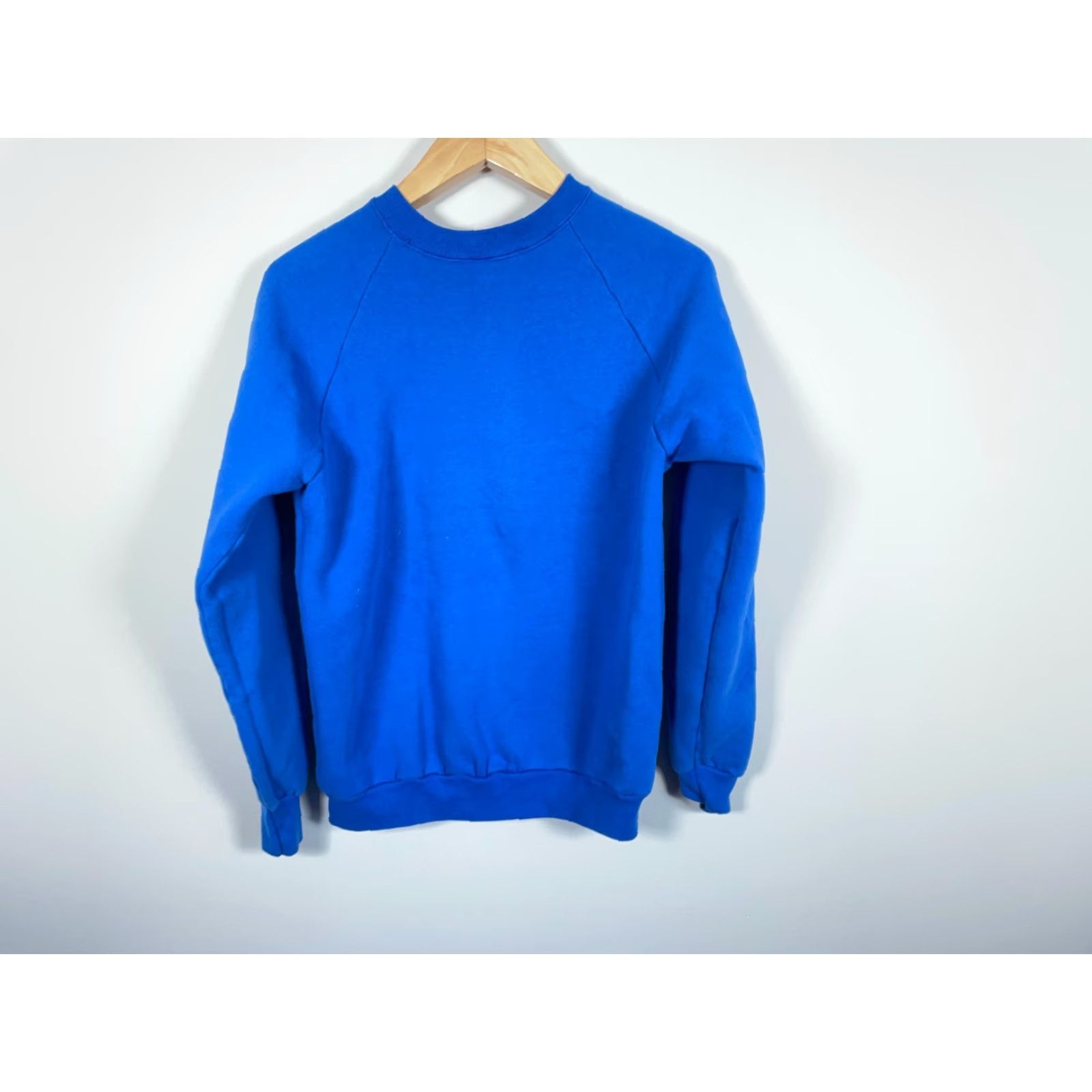 Fruit Of The Loom VINTAGE Lake Superior State University Sweatshirt Mens Adult Medium Blue 90s Graphic Print Pullover Crew Neck Cotton Polyester Fleece Size US M / EU 48-50 / 2 - 2 Thumbnail