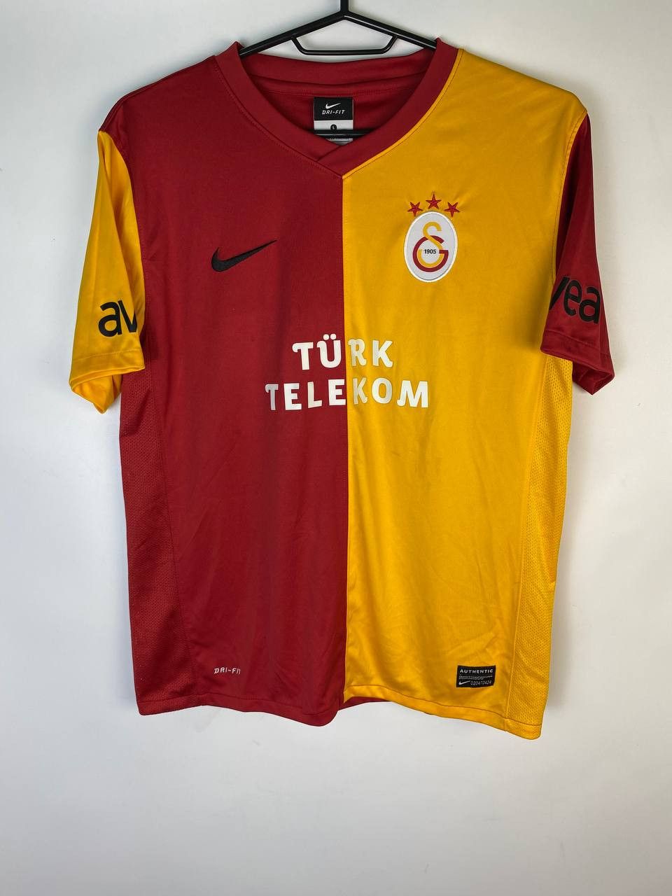 Nike × Vintage Nike Galatasaray Home Football Shirts Size boys L Size US L / EU 52-54 / 3 - 1 Thumbnail