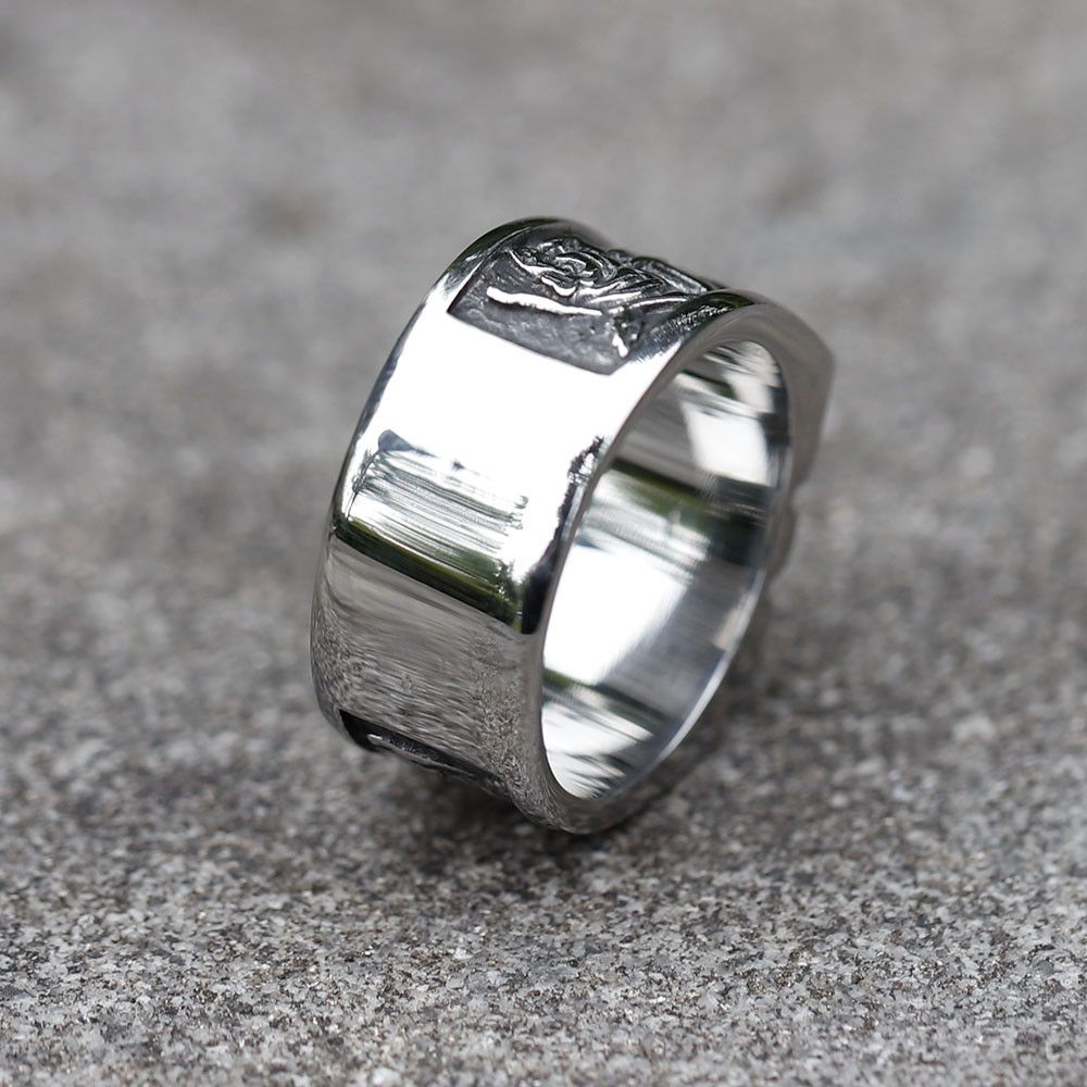 Vintage SIZE 10 316L Stainless Steel Vintage SKULL Punk Ring Size ONE SIZE - 10 Thumbnail