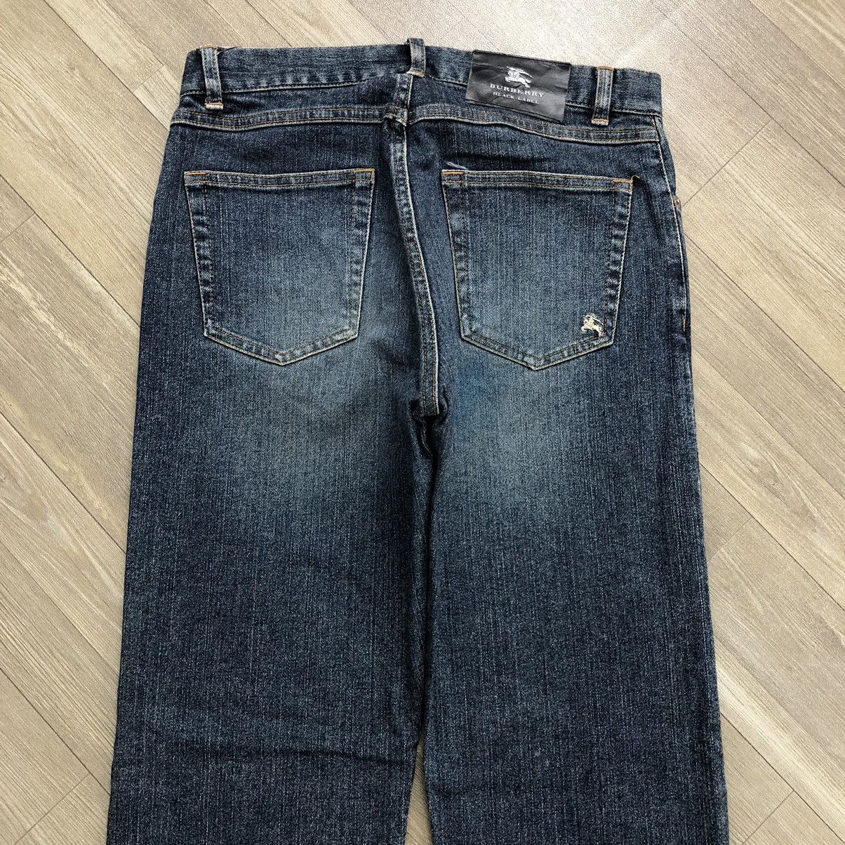 Burberry Vintage Burberry Black Label Faded Blue Jeans Size US 27 - 15 Thumbnail