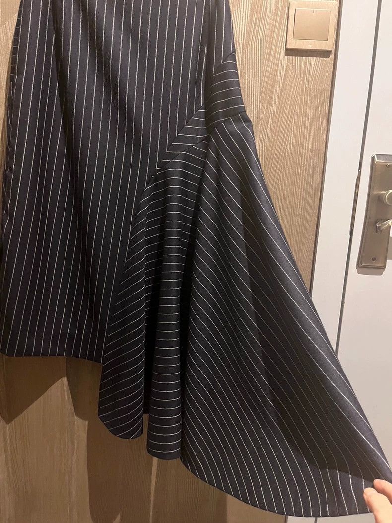 Thom Browne Thom Browne Nonconformist pleated skirts Size 28" / US 6 / IT 42 - 4 Thumbnail