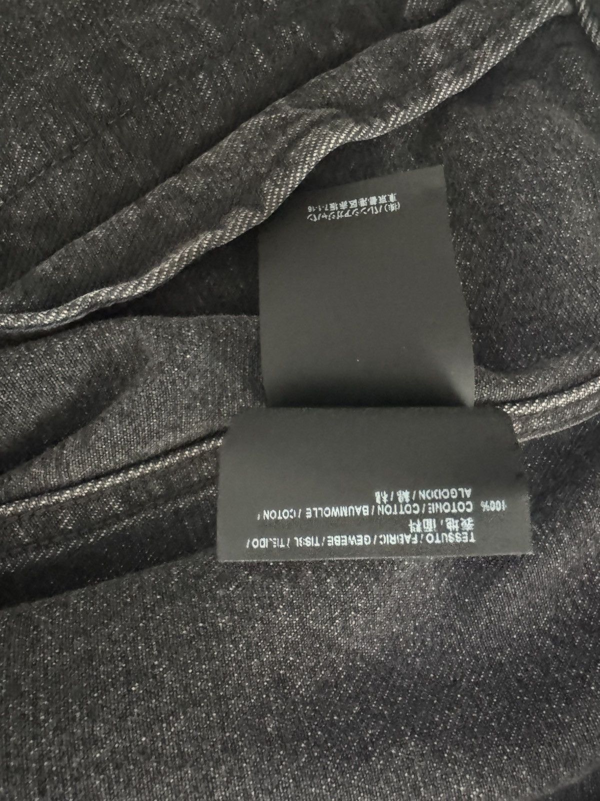 Balenciaga YE24 YEEZY SAMPLE XS RETAIL BALENCIAGA GRAFFITI DENIM JACKET Size US XS / EU 42 / 0 - 11 Thumbnail
