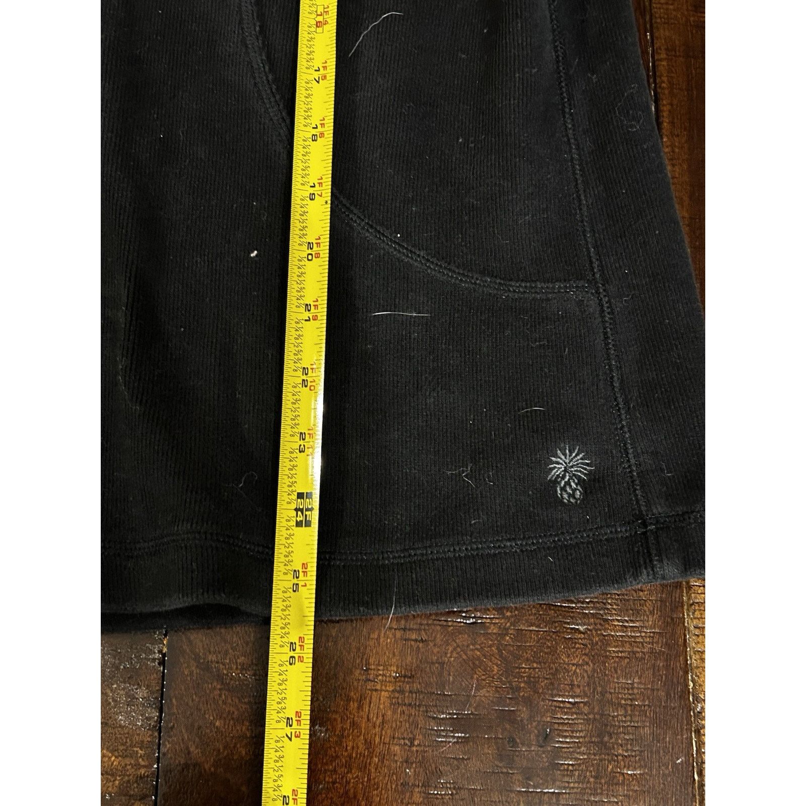 Tommy Bahama Tommy Bahama Black Pullover 1/4 Zip Men’s Lg Pineapple Logo Size US L / EU 52-54 / 3 - 5 Thumbnail