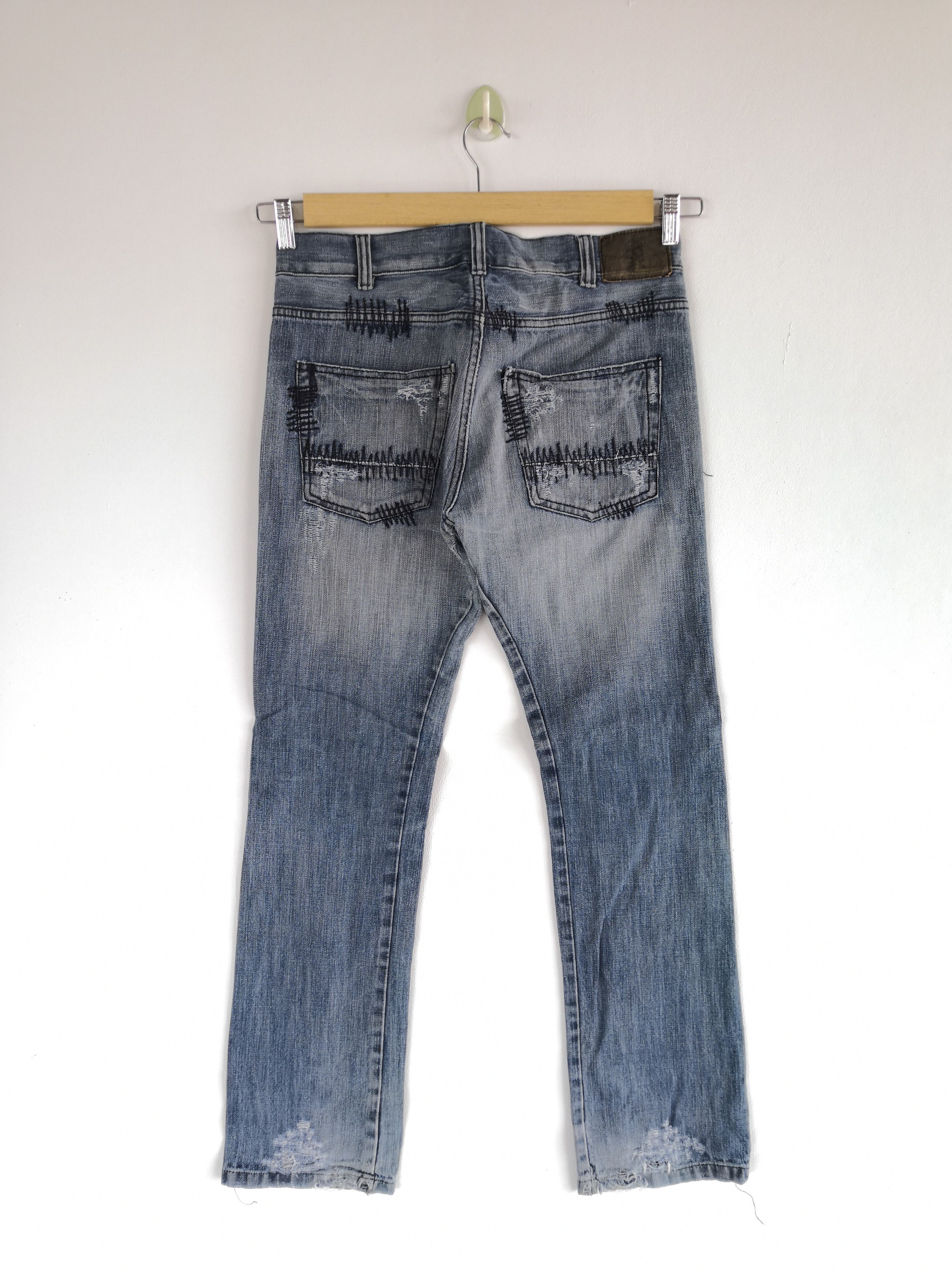 Japanese Brand Y2K 2#1 Distressed Faded Jeans Skulls Yesus Love You Denim Size US 32 / EU 48 - 2 Thumbnail