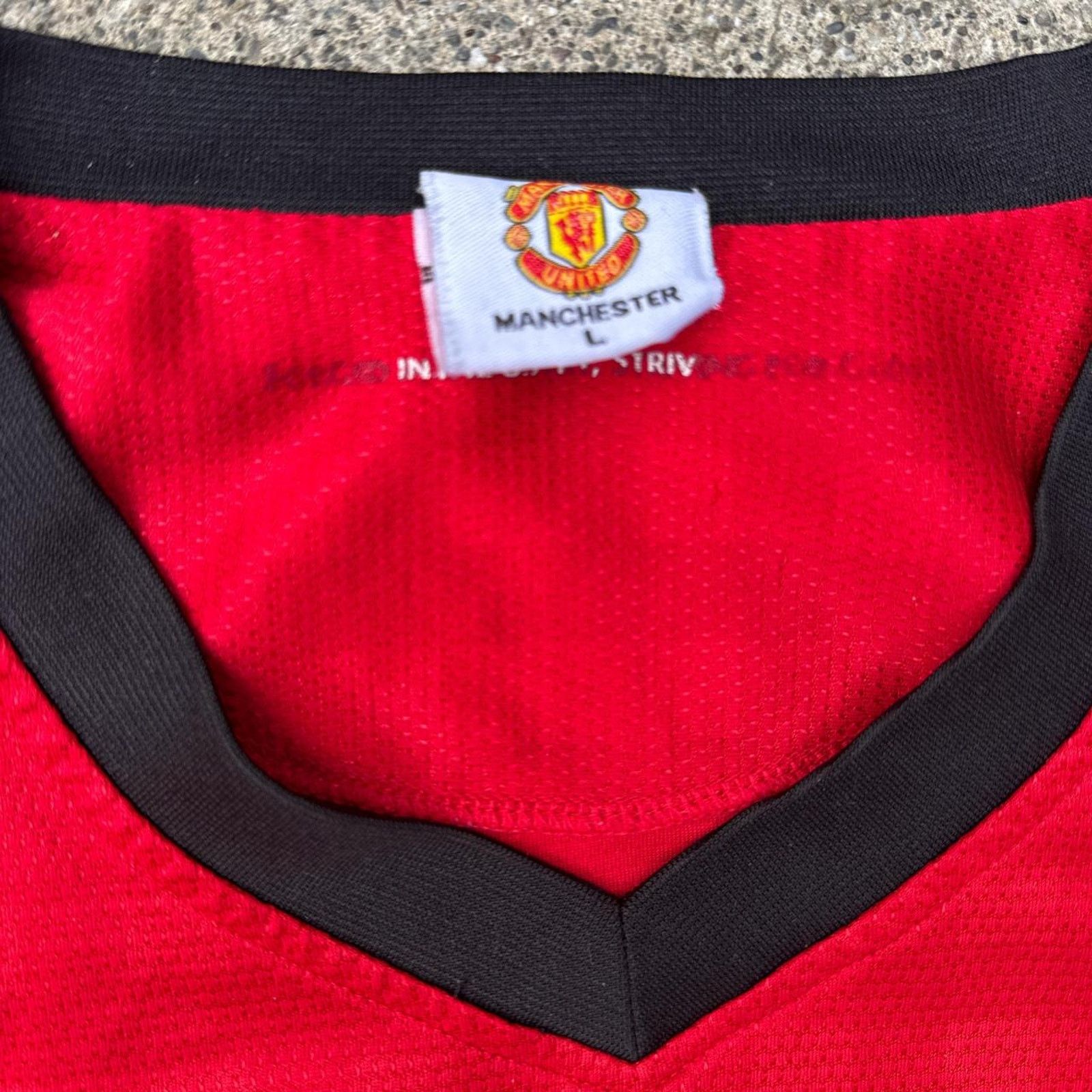Vintage Retro 2012/2013 Manchester United Jersey Size Large Size US L / EU 52-54 / 3 - 4 Thumbnail