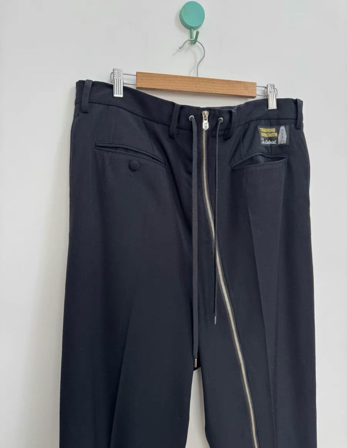 Takahiromiyashita The Soloist. TAKAHIROMIYASHITA THE SOLOIST reverse tapered pants Size US 32 / EU 48 - 4 Thumbnail