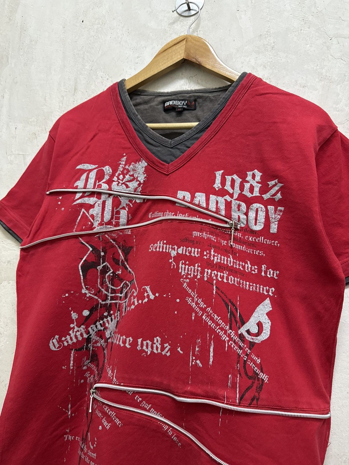 Japanese Brand 2000s Bad Boy Poems Asymmetrical Bondage Zipper grunge Tees Size US S / EU 44-46 / 1 - 2 Thumbnail