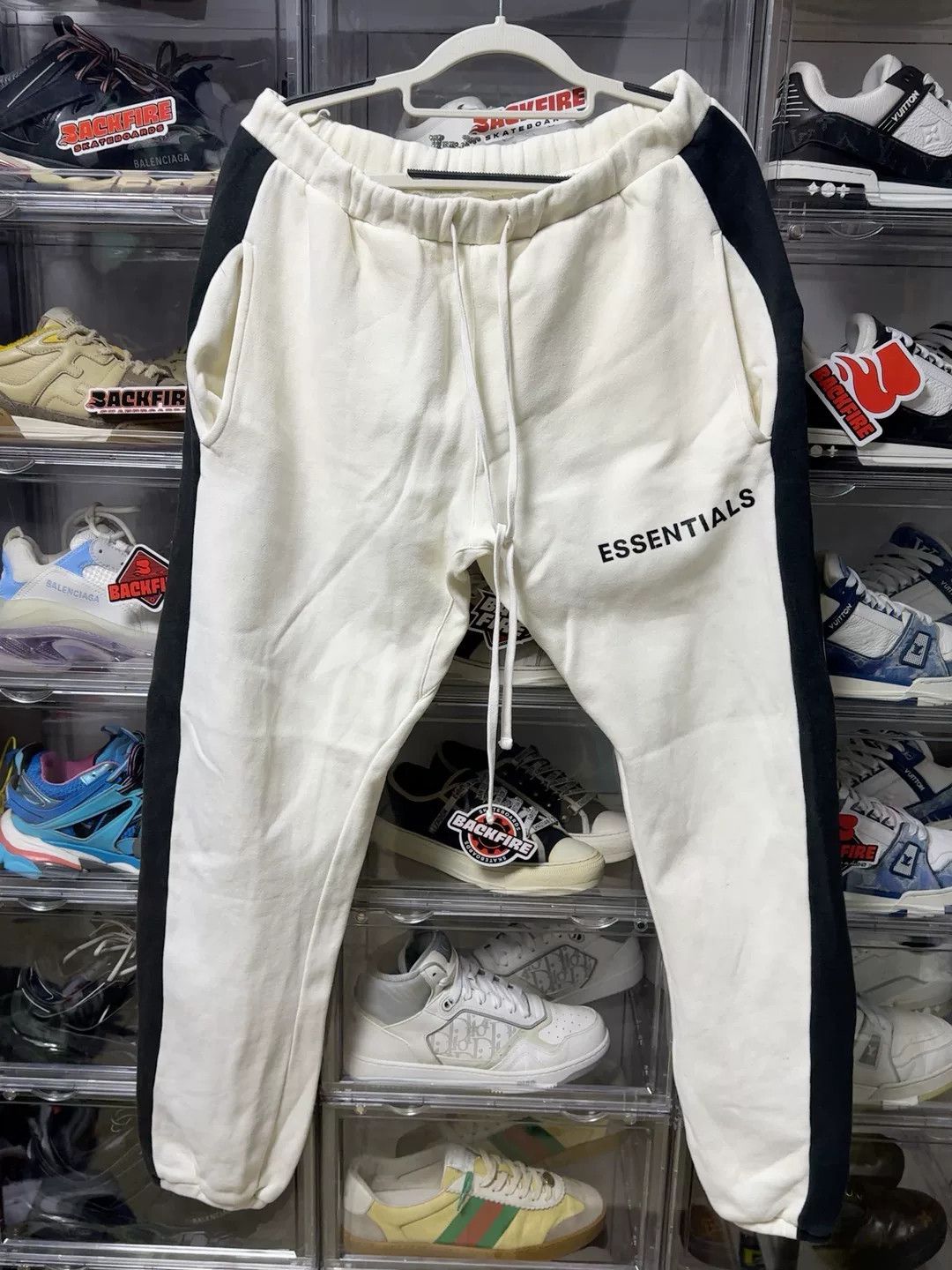 Essentials Essentials White Casual Pants S Men Size US 30 / EU 46 - 1 Thumbnail