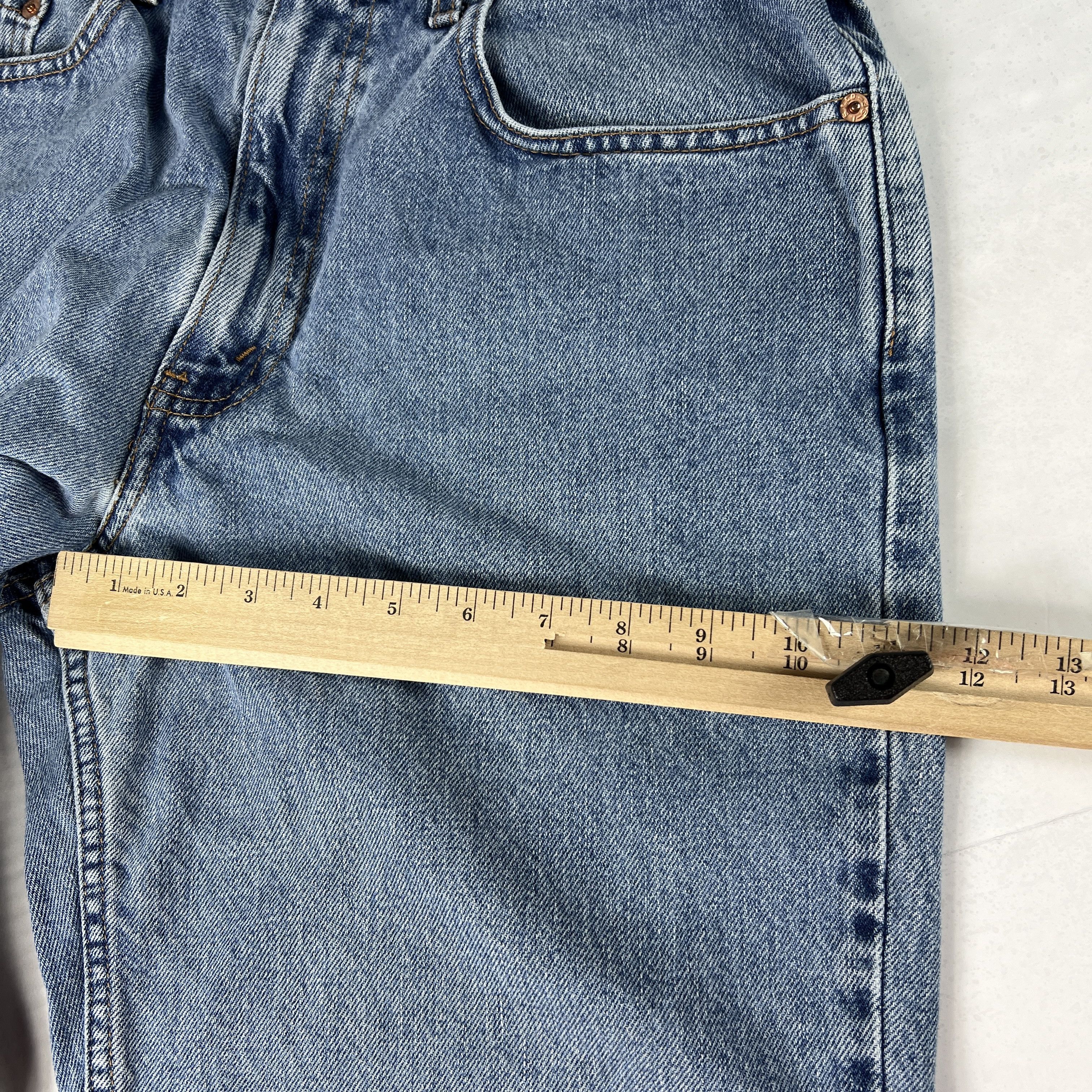 Levi's × Vintage Y2K Levi's Jeans 550 Relaxed Blue Faded Cotton Denim Size US 33 - 22 Thumbnail