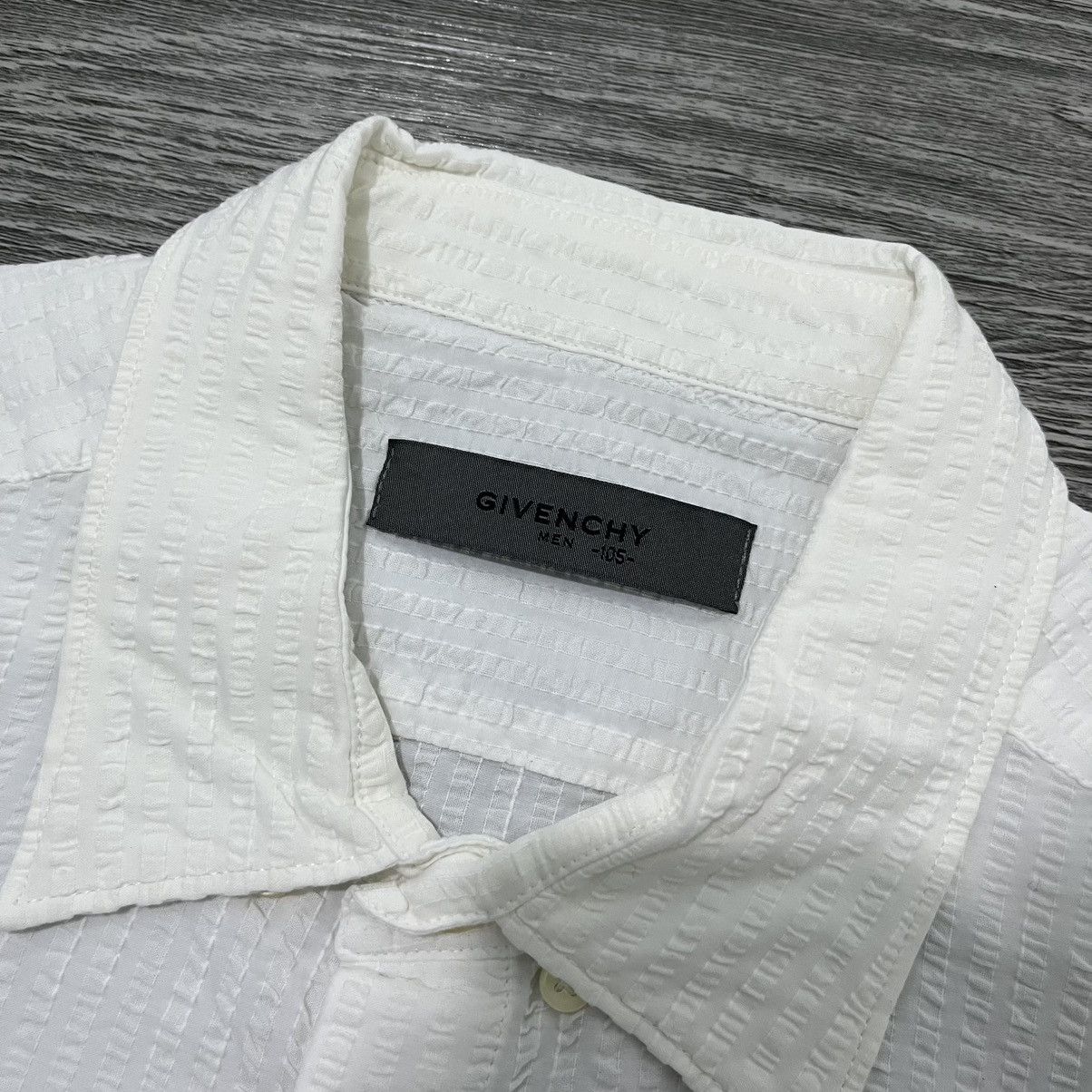 Givenchy Givenchy True White Shirt Luxury Brand Size US L / EU 52-54 / 3 - 5 Thumbnail