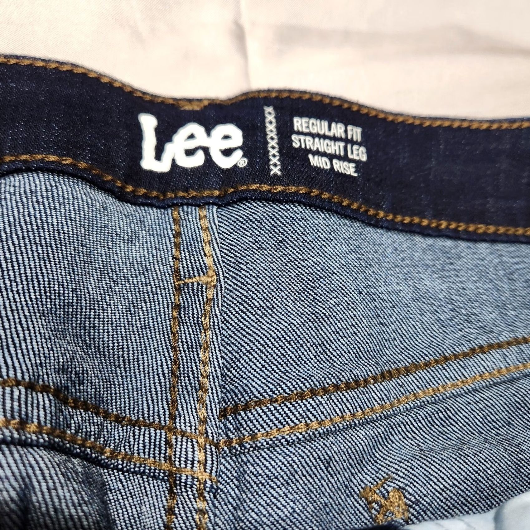 Lee LEE Jeans Women 16 Petite Straight Leg Mid Rise Dark Wash Stretch Denim Size 38" / US 16 / IT 52 - 4 Thumbnail