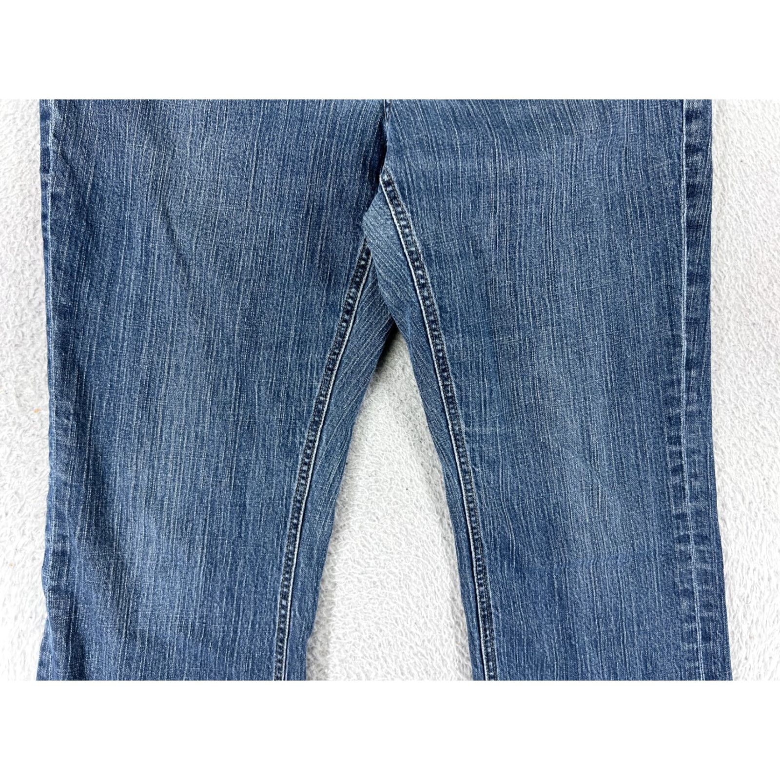 Tommy Hilfiger Tommy Hilfiger Womens Jeans Bootcut Medium Wash 28in Inseam 12 Size Denim Size 34" / US 12 / IT 48 - 7 Thumbnail