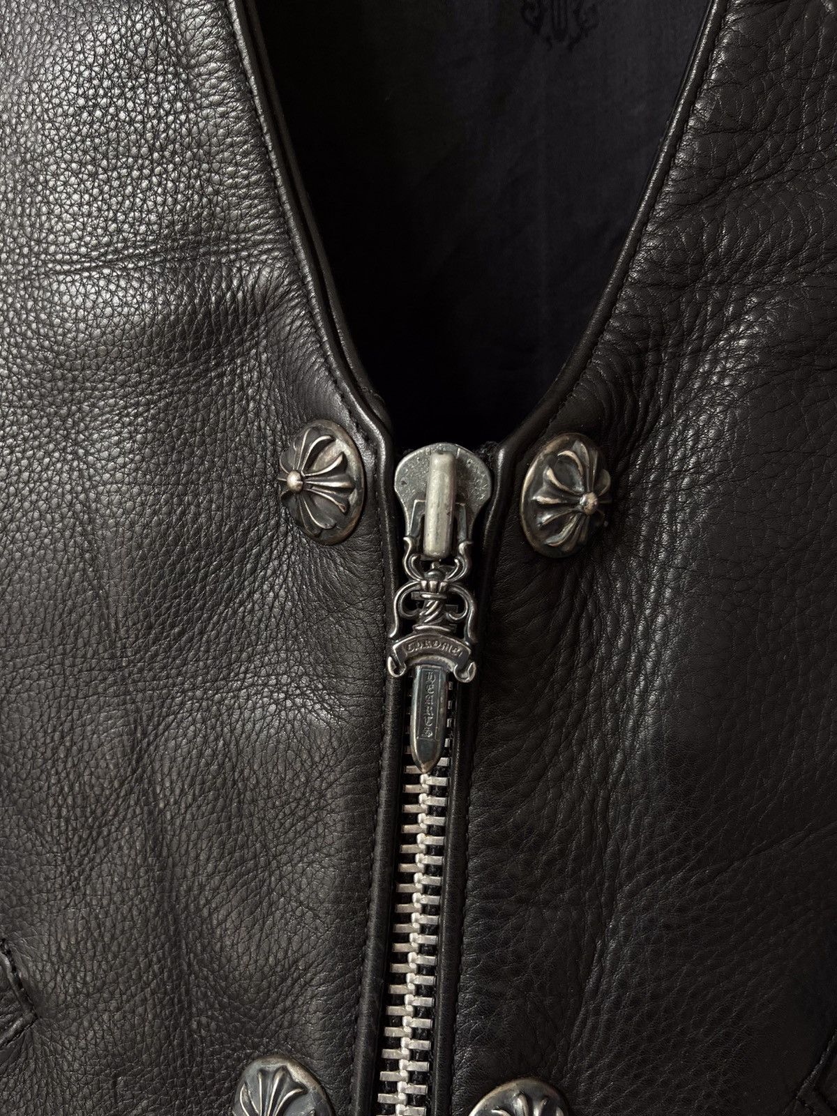 Chrome Hearts 1995 Iconic Chrome Hearts Six Button Leather Vest Size US M / EU 48-50 / 2 - 13 Thumbnail