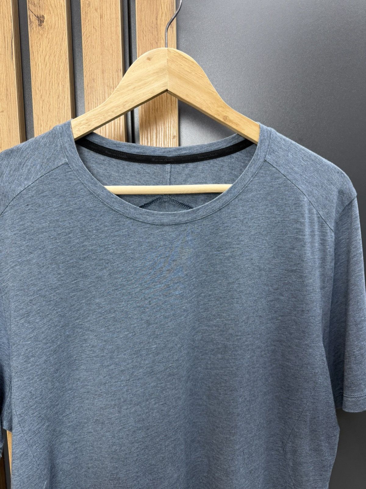 Other On Running Active-T Perfomance T-Shirts Size L Size US L / EU 52-54 / 3 - 4 Thumbnail