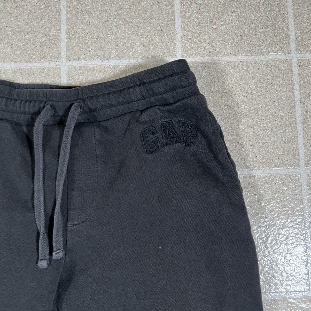 Gap GAP SWEATPANTS / JOGGERS BLACK ADULT SIZE S Size 27" / US 4 / IT 40 - 2 Thumbnail