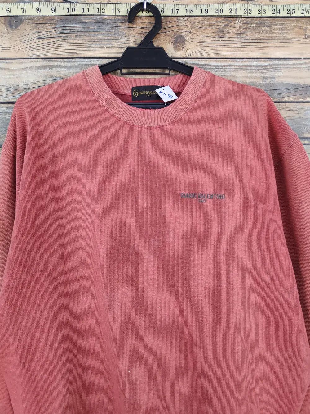 Gianni Valentino Gianni Valentino Red Faded vintage Sweatshirts #W2041 Size US L / EU 52-54 / 3 - 9 Thumbnail