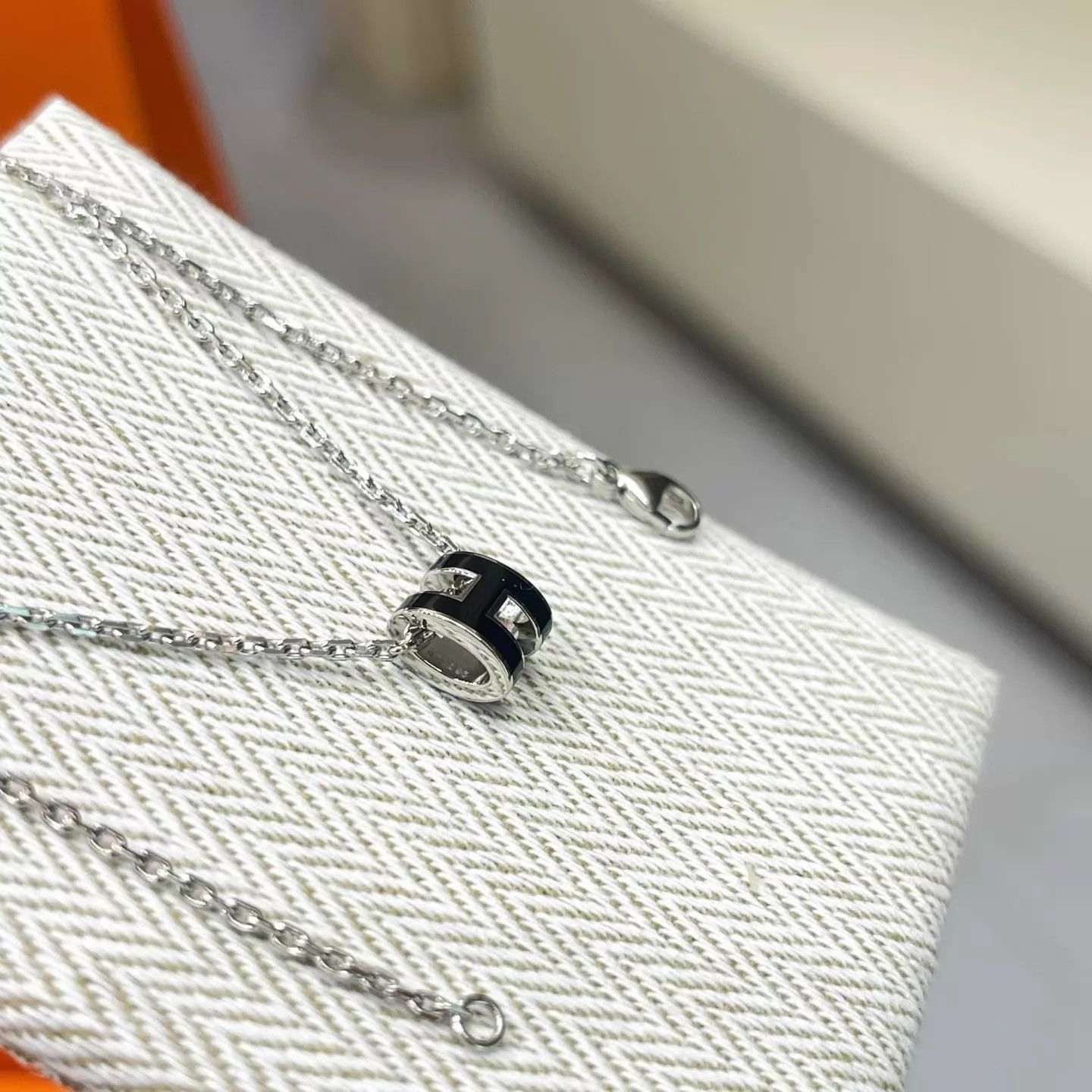 Hermes Hermes Pop mini H Necklace AH320 Black/Silver Chain Size ONE SIZE - 6 Thumbnail