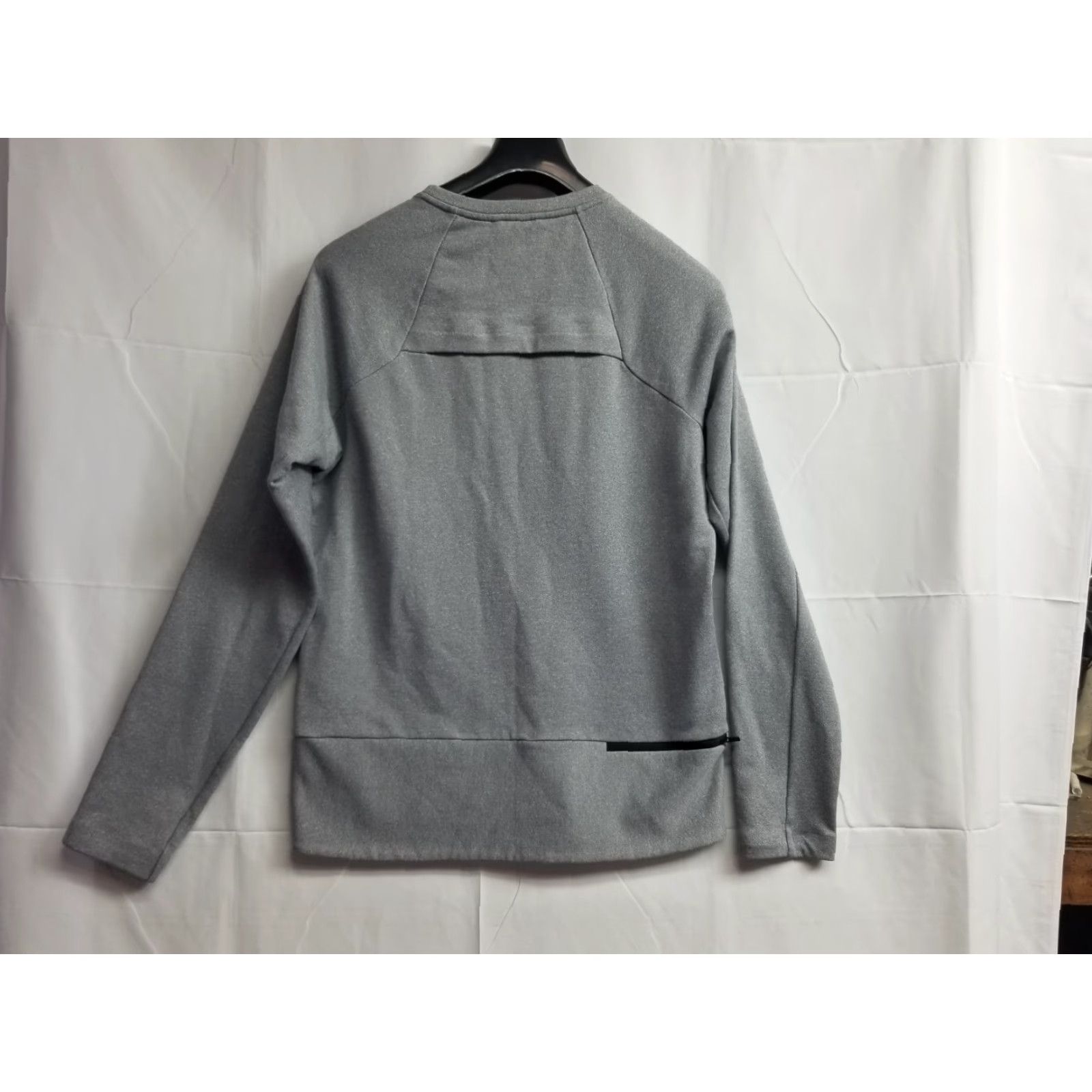 Theory Theory Sweatshirt Mens Size Small Crew Neck Gray Polyester Blend Regular Fit Stretch Long Sleeve, 100% See Pics Size US S / EU 44-46 / 1 - 2 Thumbnail