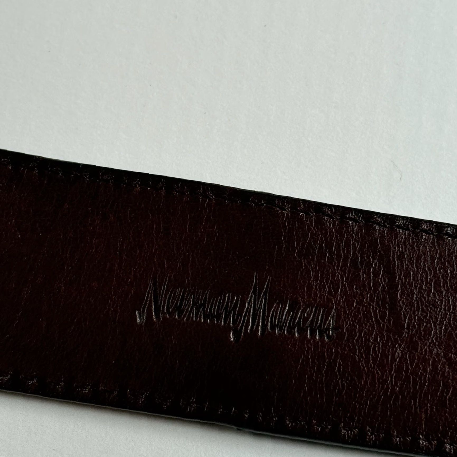 Neiman Marcus VINTAGE Neiman Marcus Leather Belt Saddle Brown Brass Topstitching Size 40 Italy Men Belt Brown 49in with buckle Size 40 - 6 Thumbnail